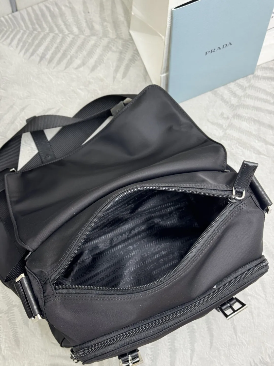 Re-Nylon Crossbody Bag with Detachable Pouch D70016481 — view 8