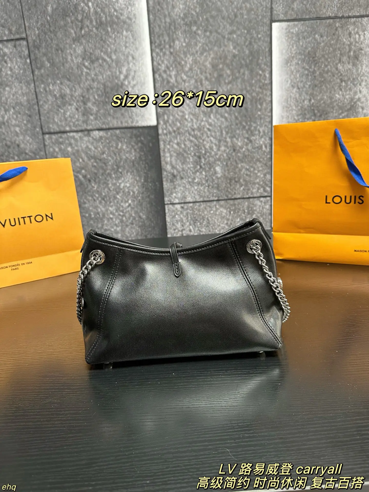 Louis Vuitton Carryall Small Lambskin Shoulder Bag D36516482 — view 4