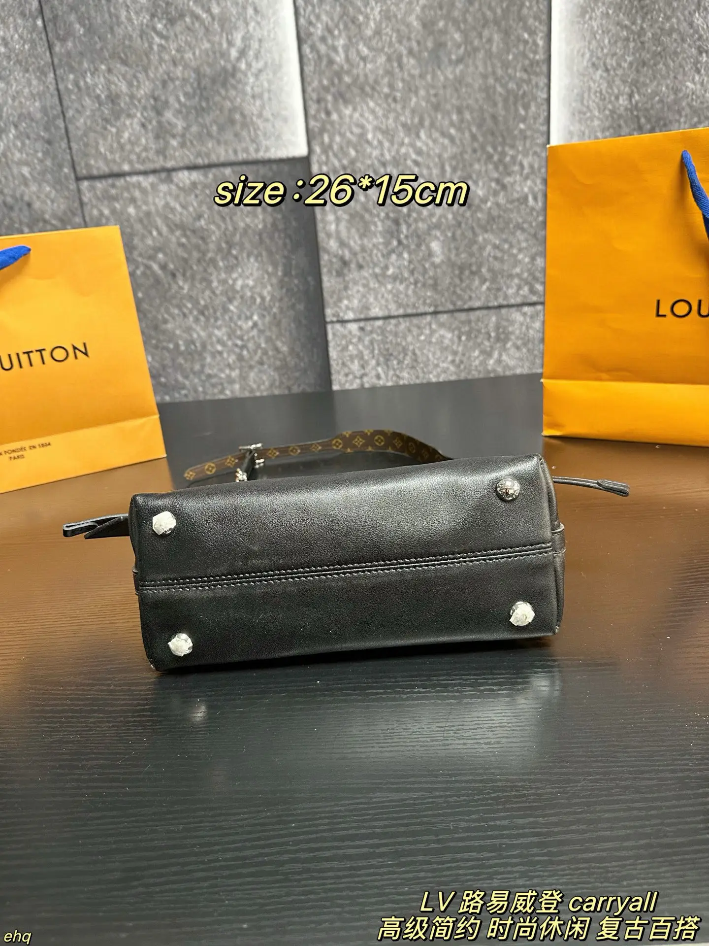 Louis Vuitton Carryall Small Lambskin Shoulder Bag D36516482 — view 5