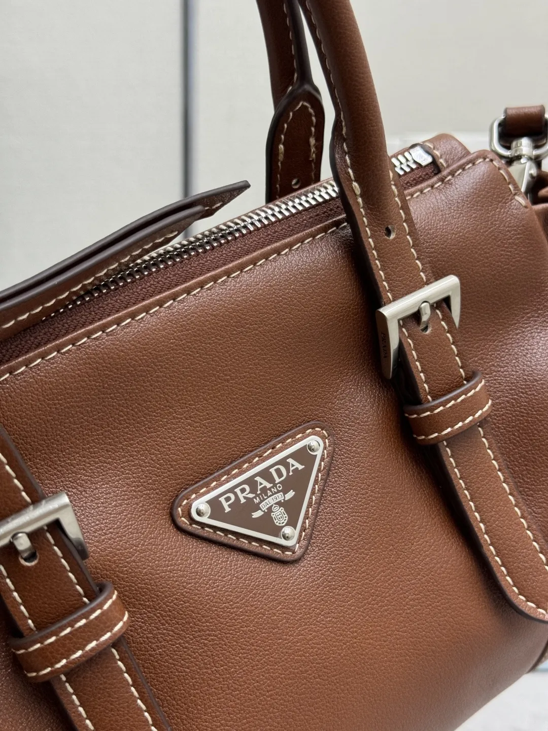 Vintage Leather Top-Handle Tote Bag D100017747 — view 7