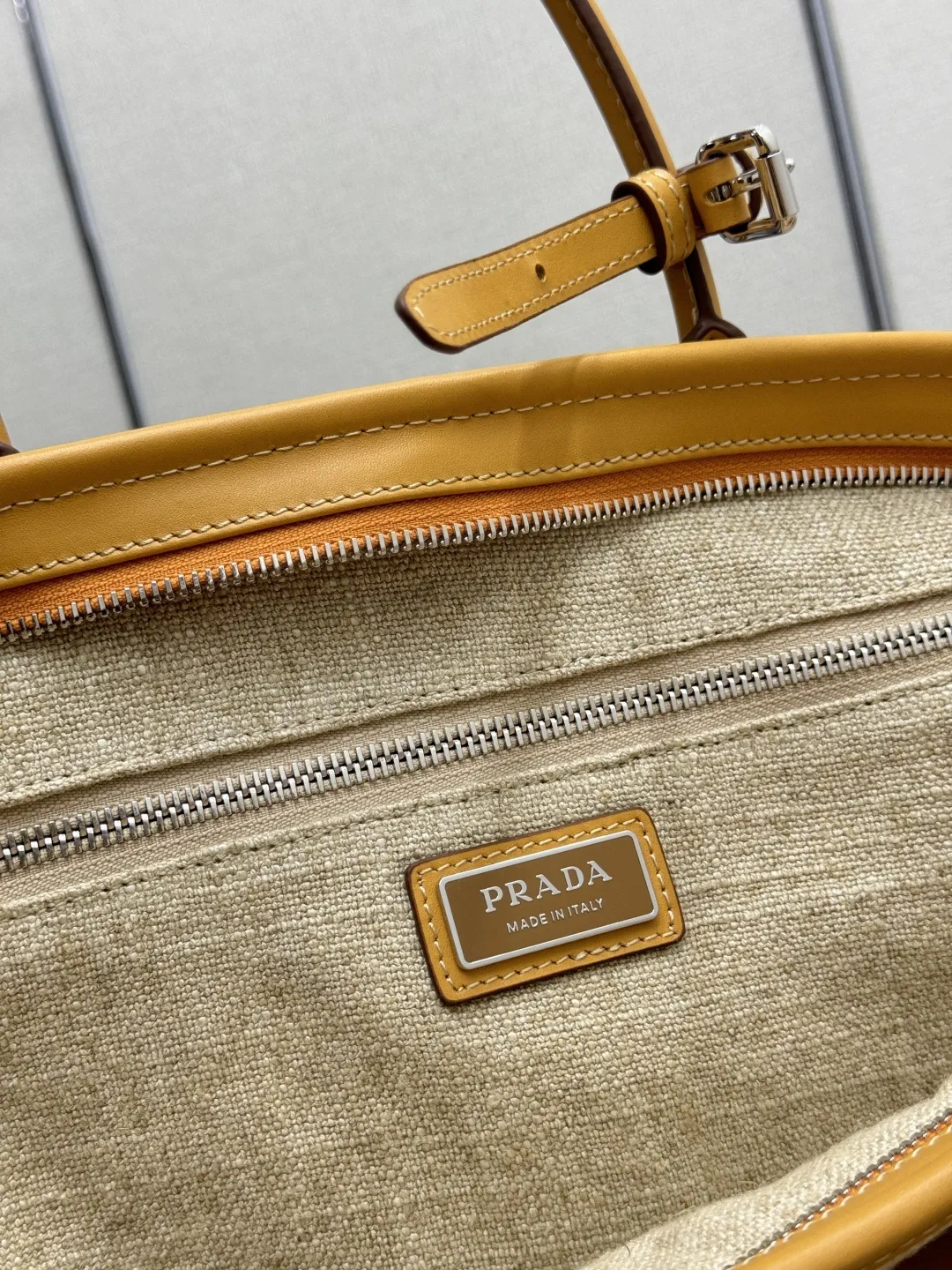 Soft Lux Linen and Leather Tote Bag D118017740 — view 9