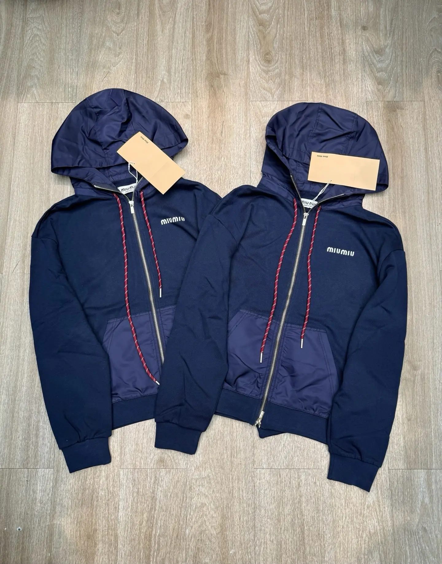 Logo Embroidered Zip-Up Hoodie D11915678