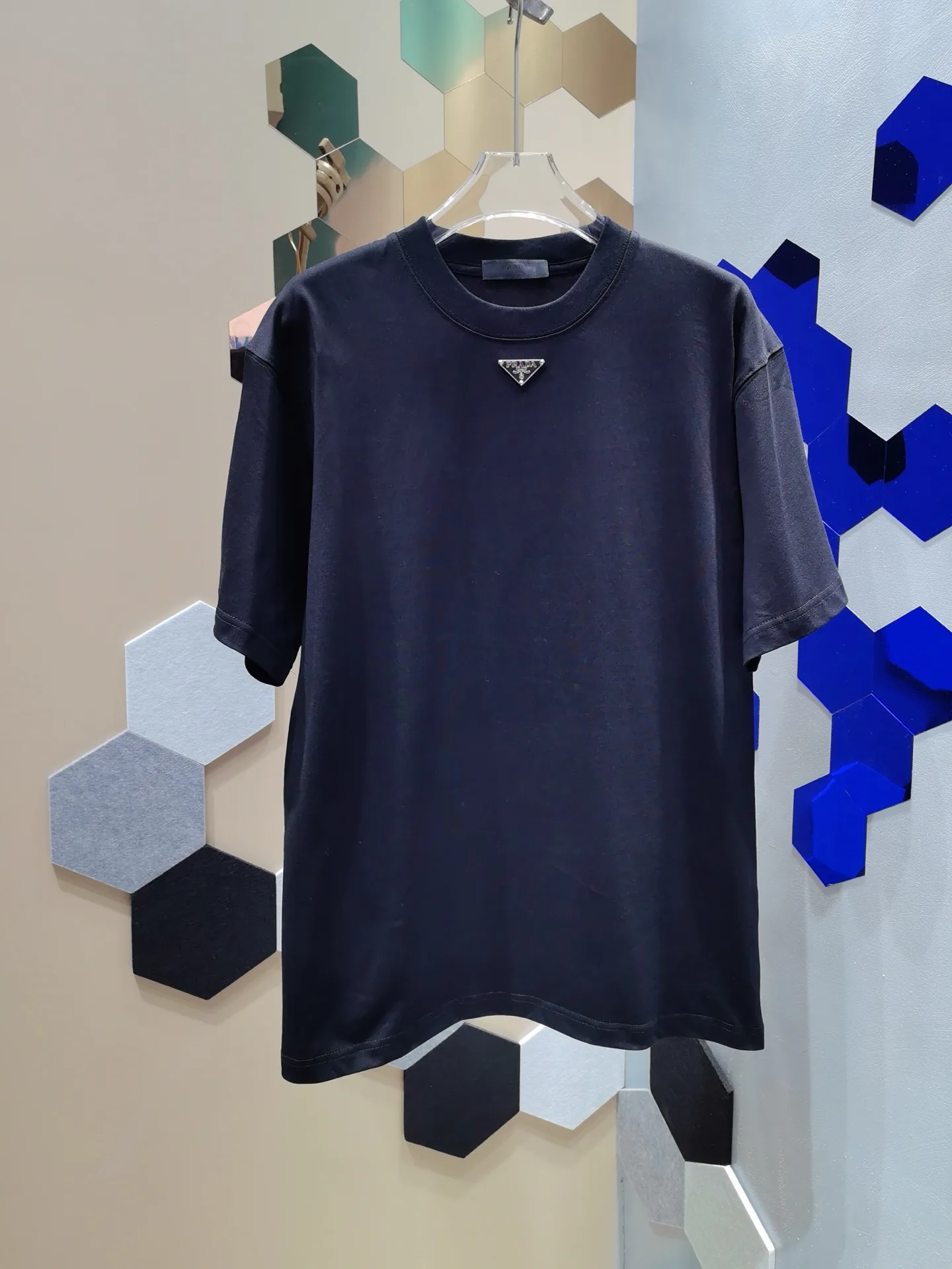 Logo-Badge Cotton Jersey T-Shirt D13512973