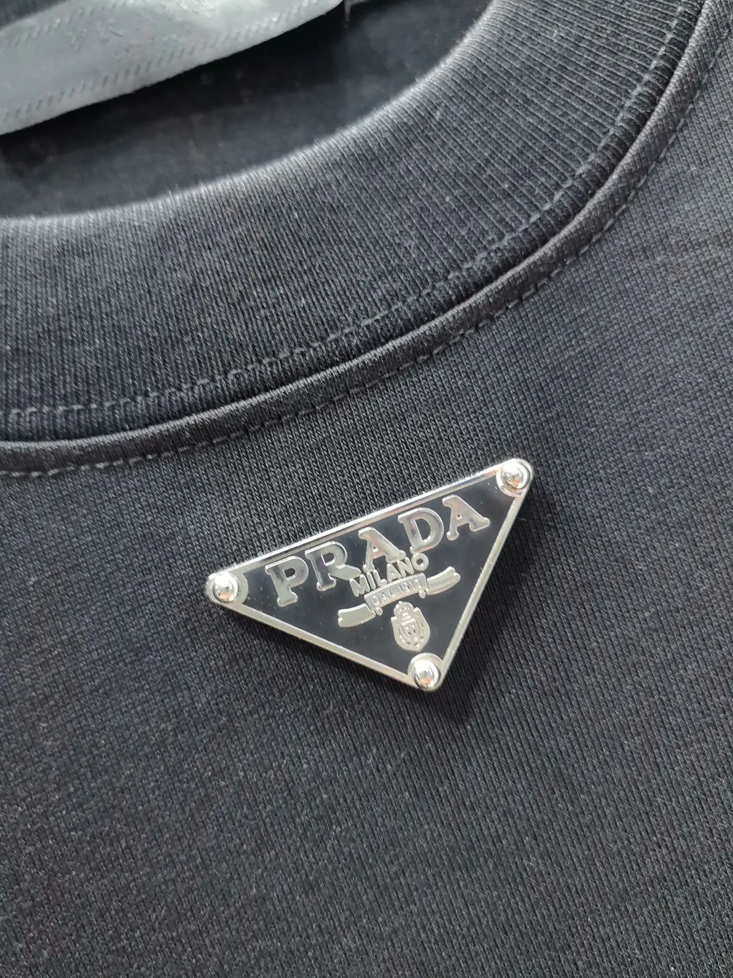 Logo-Badge Cotton Jersey T-Shirt D13512973 — view 6