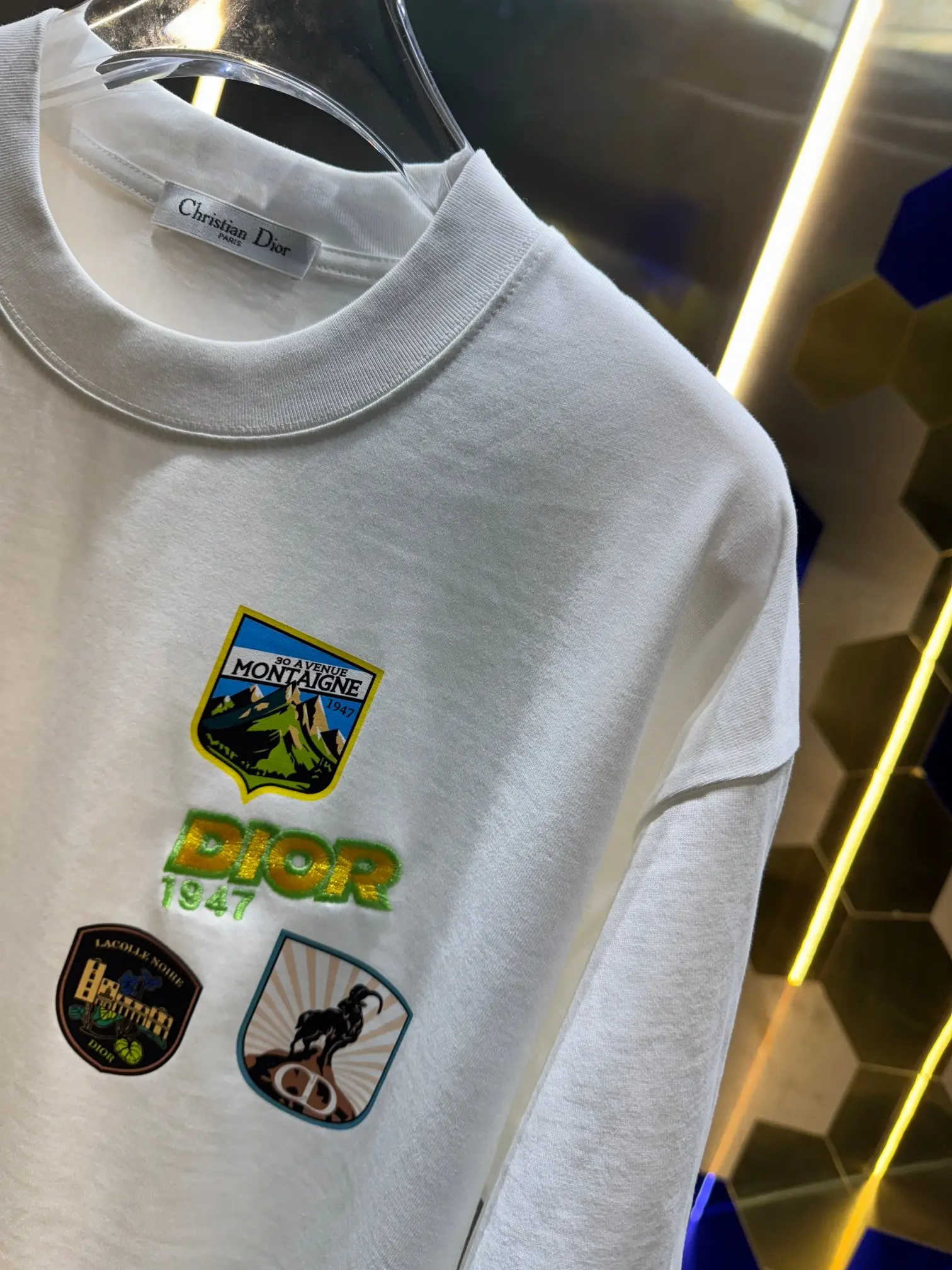 Logo Patch Embroidered Cotton T-Shirt D13512986 — view 2
