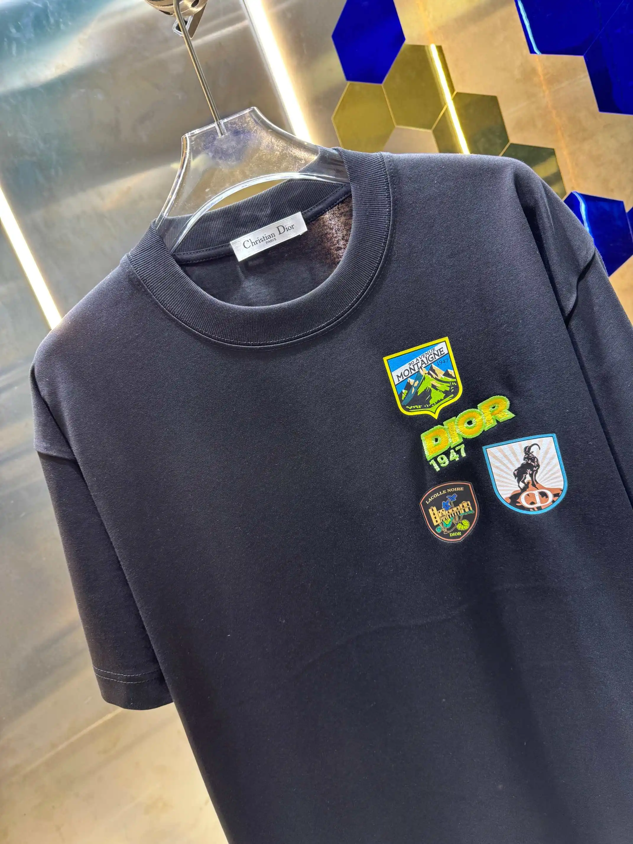 Logo Patch Embroidered Cotton T-Shirt D13512985 — view 2