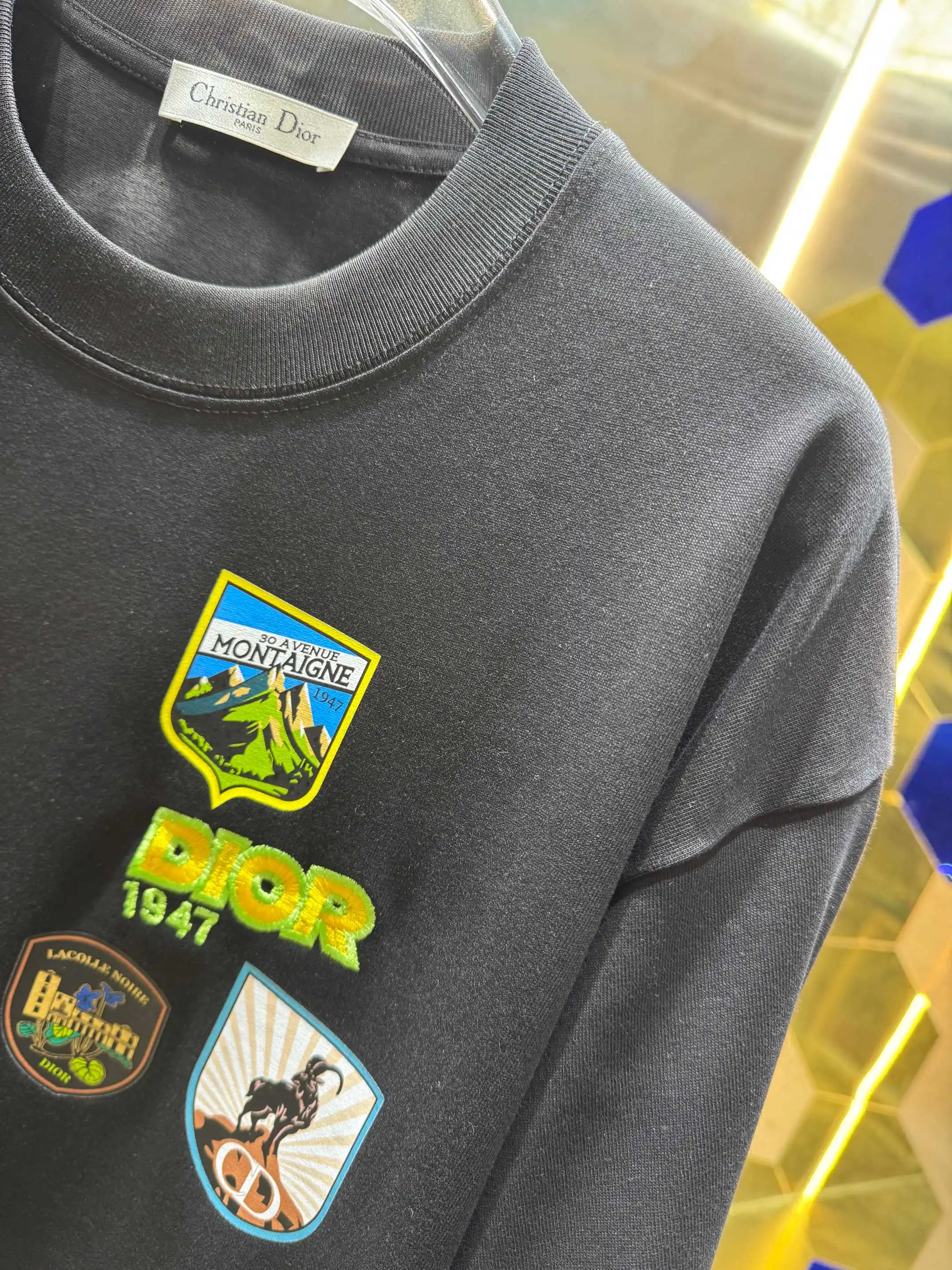 Logo Patch Embroidered Cotton T-Shirt D13512985 — view 3
