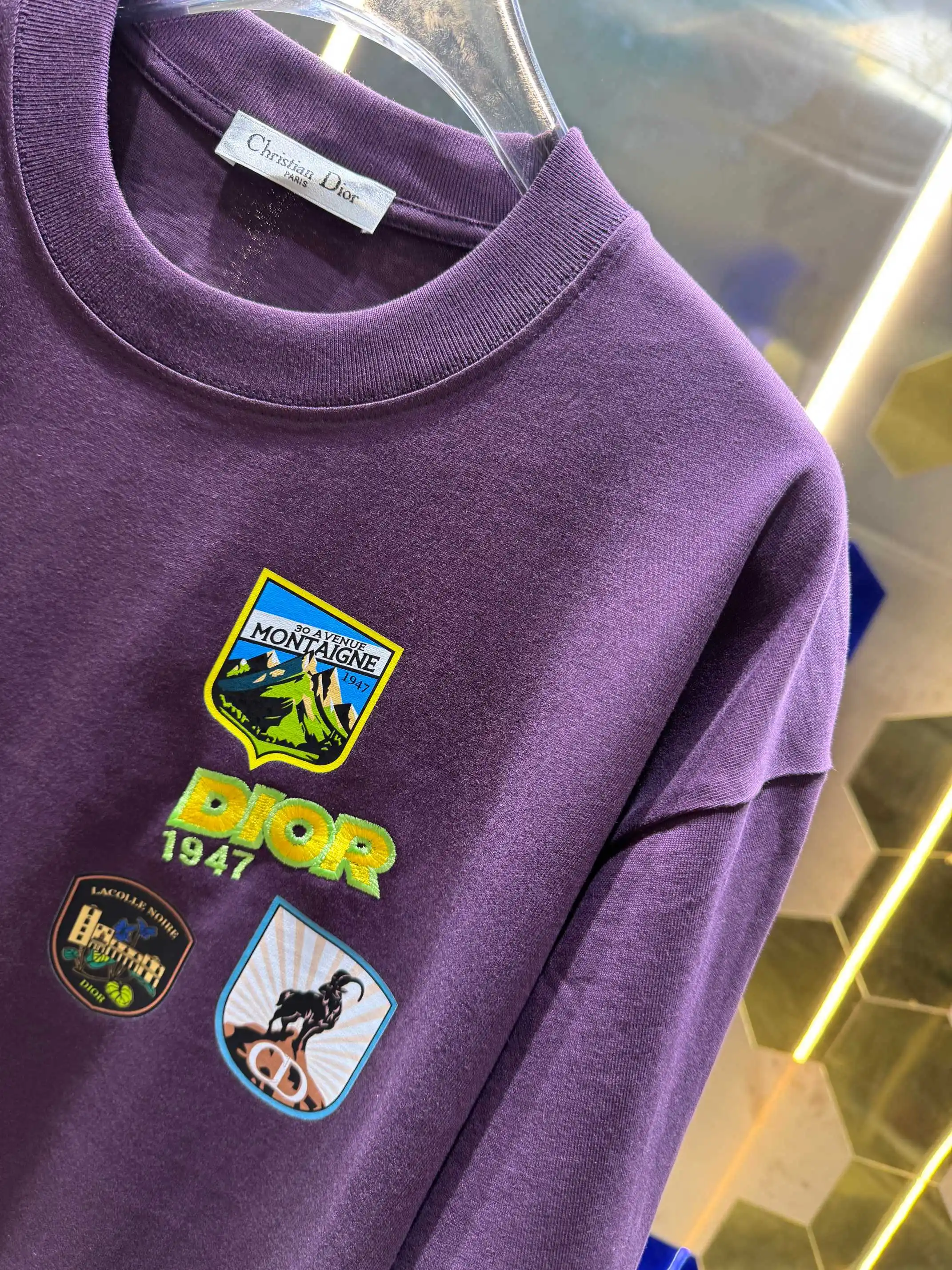 Logo Patch Embroidered Cotton T-Shirt D13512988 — view 3