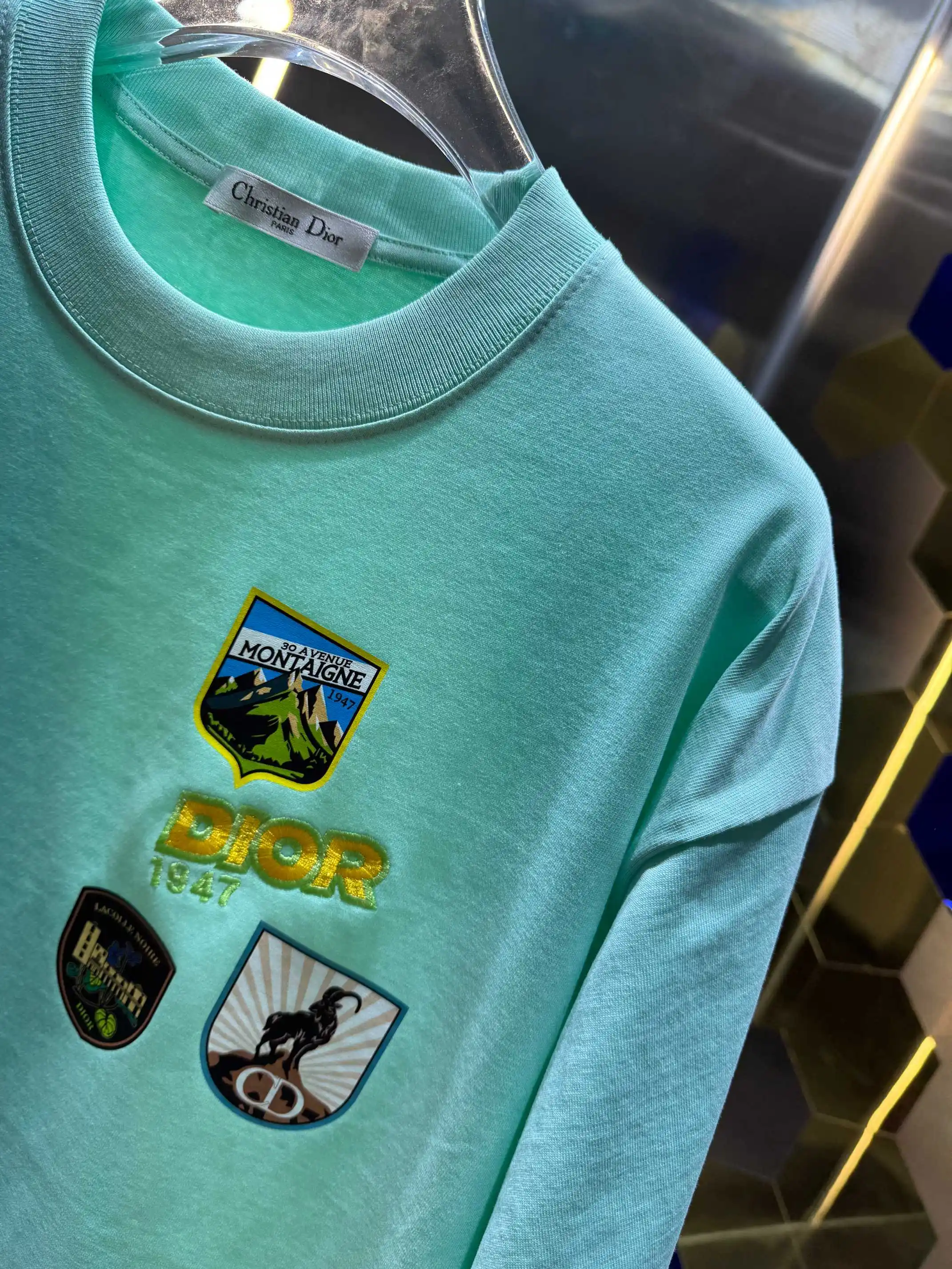 Logo Patch Embroidered Cotton T-Shirt D13512987 — view 3