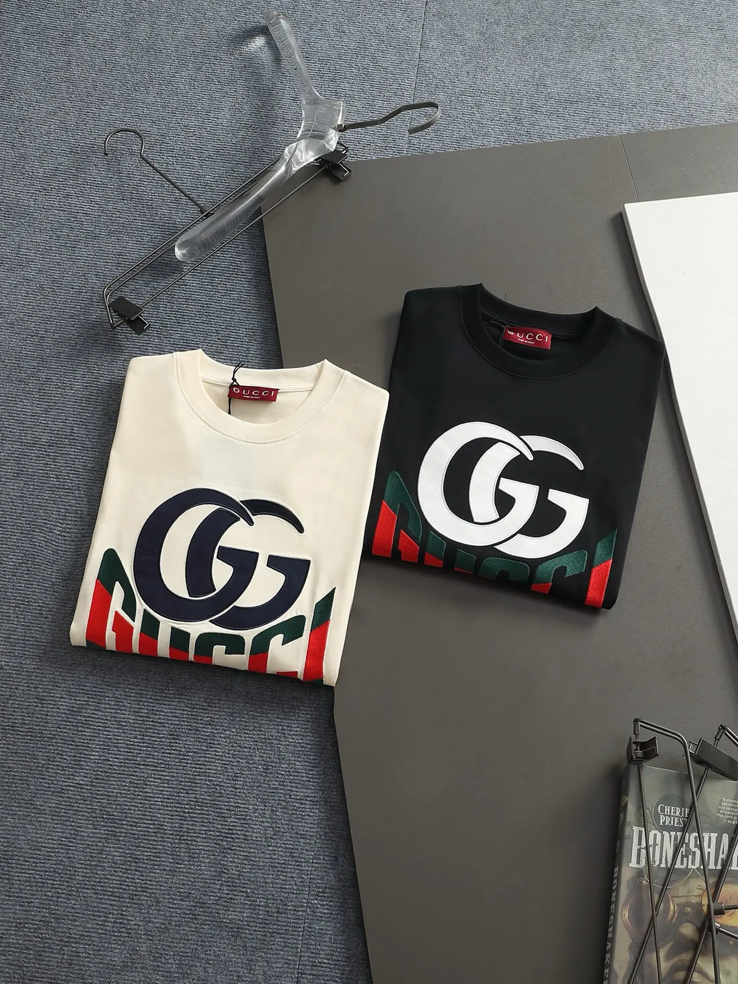Interlocking G Embroidered Cotton T-Shirt D13513272 — view 8
