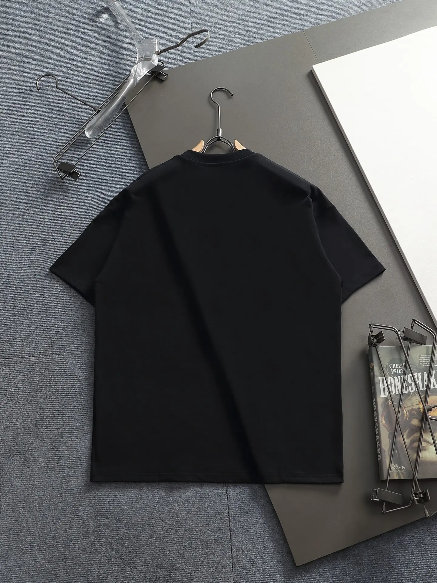 Interlocking G Embroidered Cotton T-Shirt D13513271 — view 2