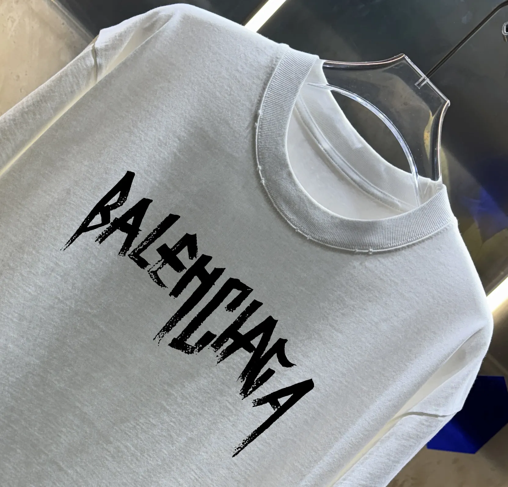 Distressed Logo Oversized Cotton T-Shirt D14013009 — view 2