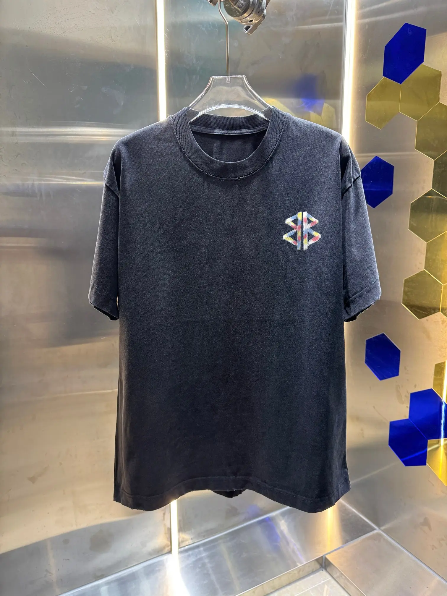 Logo-Embroidered Distressed Washed Cotton T-Shirt D14013006