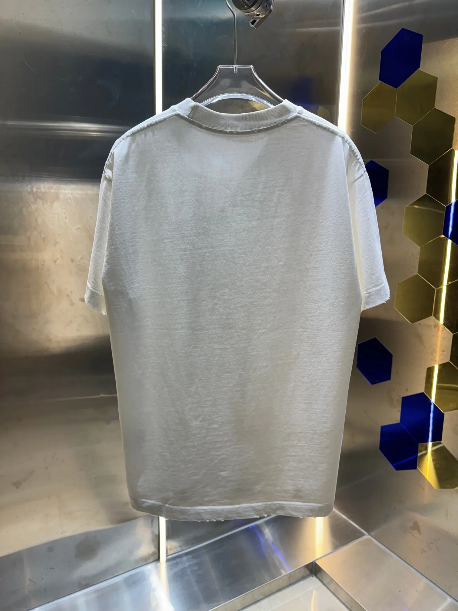 Logo Print Distressed Cotton T-Shirt D14013013 — view 5