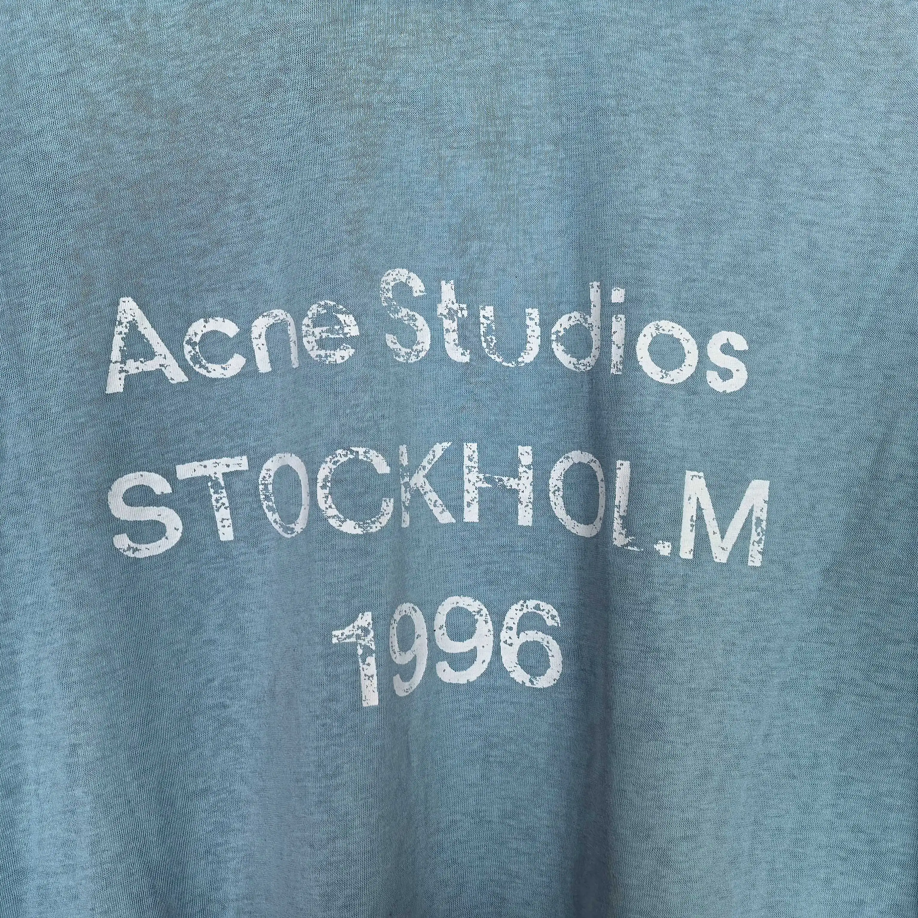 1996 Logo Distressed Long-Sleeve T-Shirt D14023267 — view 8