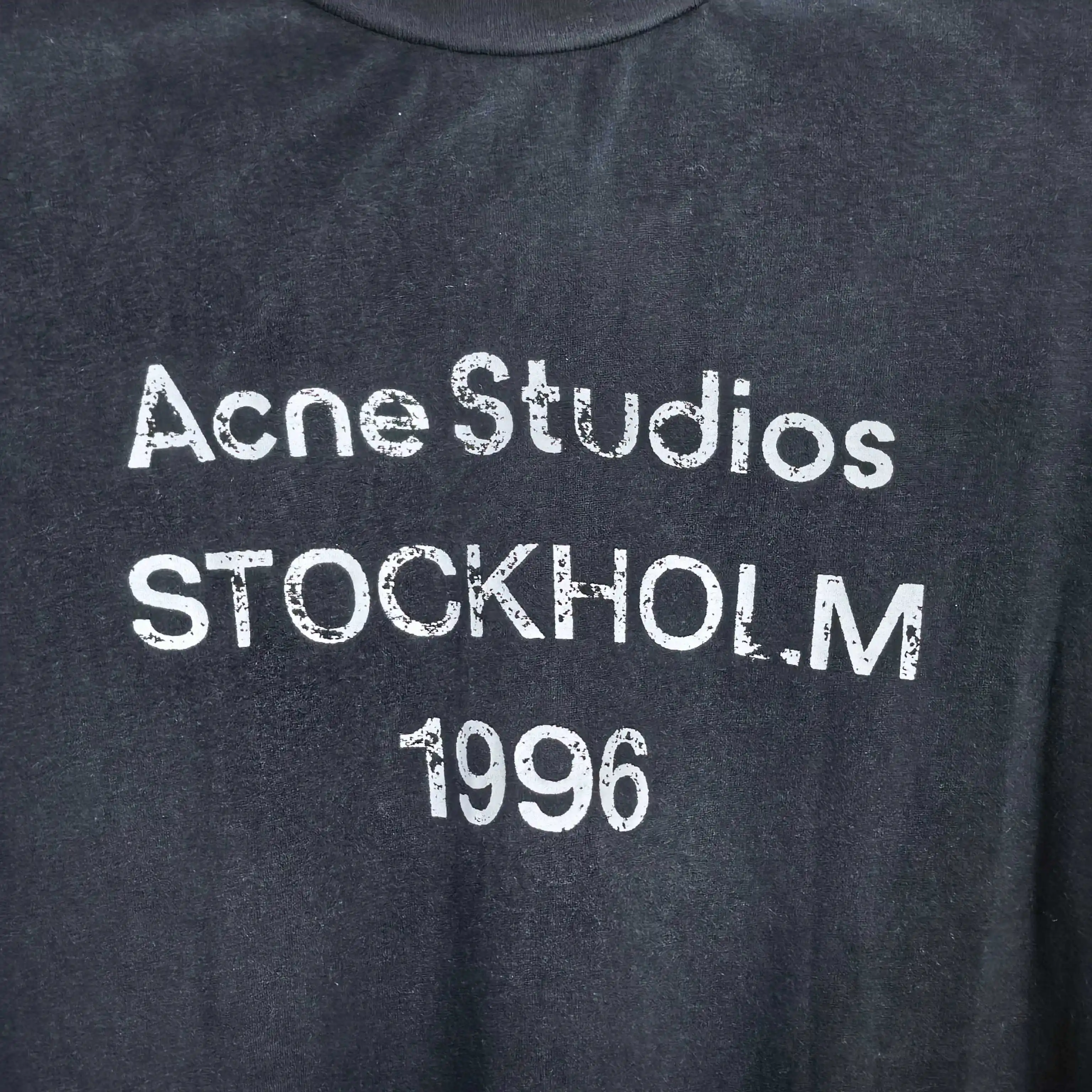 1996 Logo Print Long-Sleeve T-Shirt D14023270 — view 8