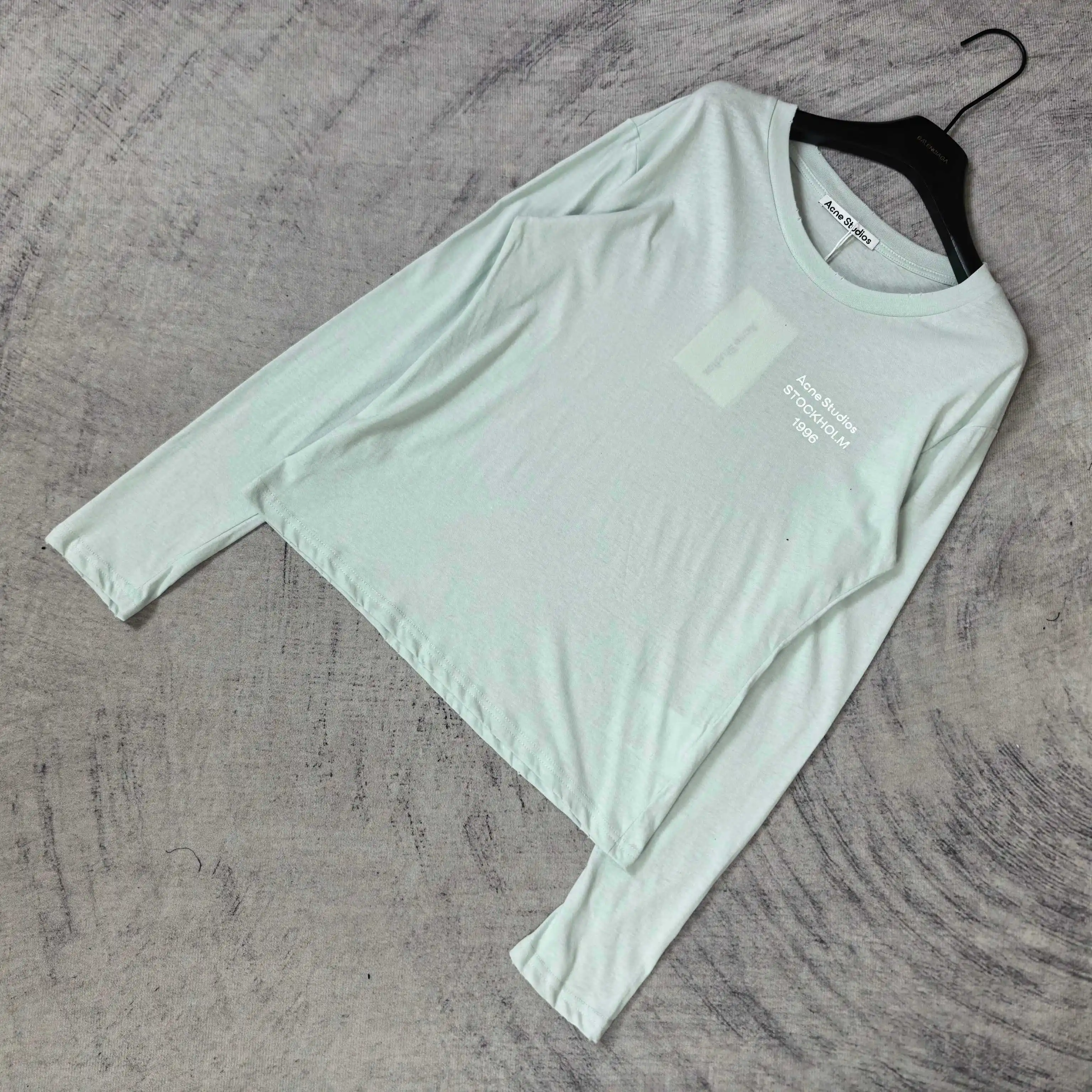 Logo-Print Long-Sleeved Cotton T-Shirt D14023260 — view 4
