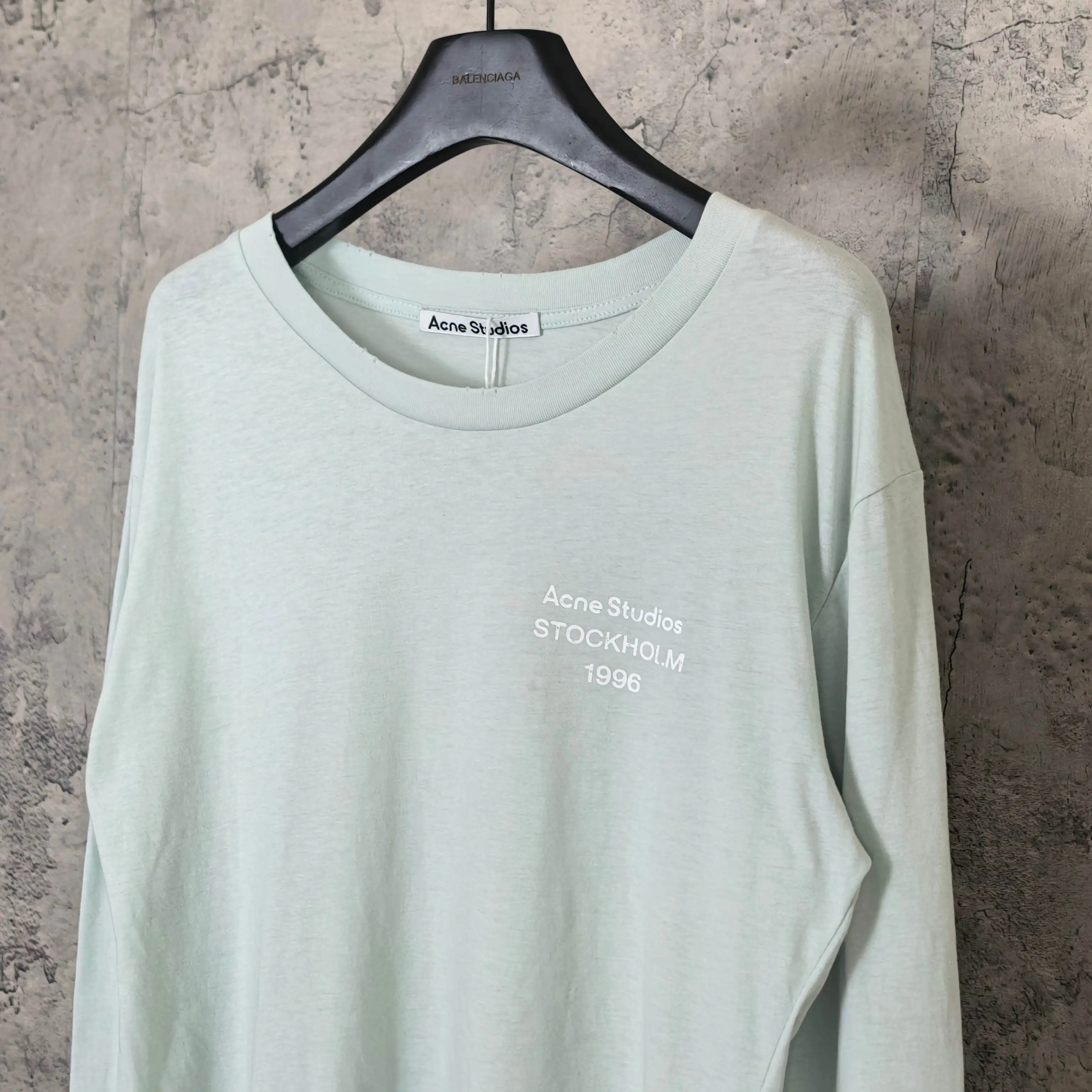 Logo-Print Long-Sleeved Cotton T-Shirt D14023260 — view 9