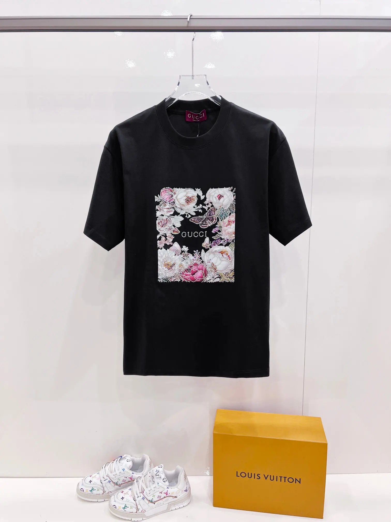 Floral Print Rhinestone-Embellished T-Shirt D14520146