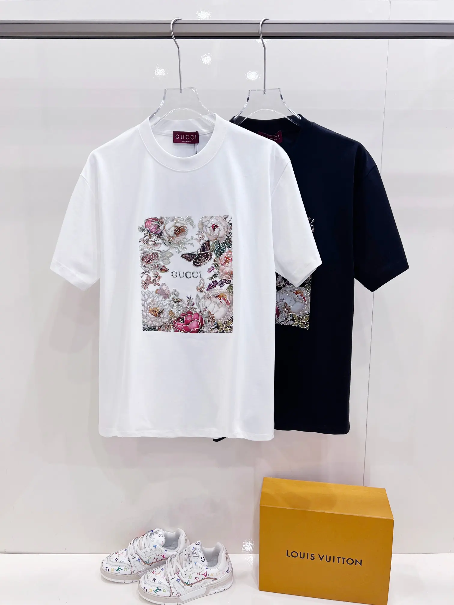 Floral Print Rhinestone-Embellished T-Shirt D14520146 — view 9
