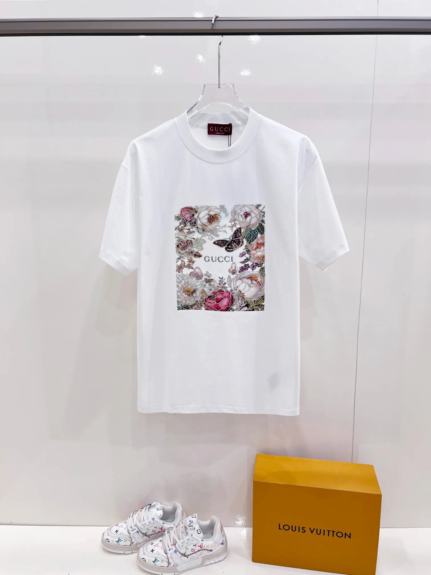Floral Print Rhinestone-Embellished T-Shirt D14520147