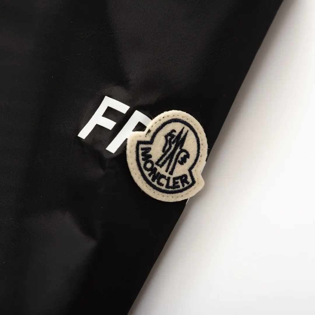 Moncler x Fragment Logo Print Lightweight Jacket D14520361 — view 6