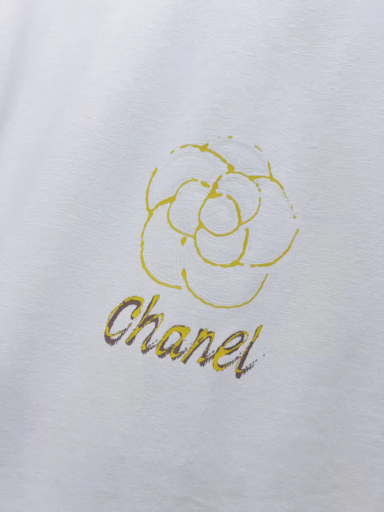 Camellia Graphic Print Cotton T-Shirt D14520144 — view 5