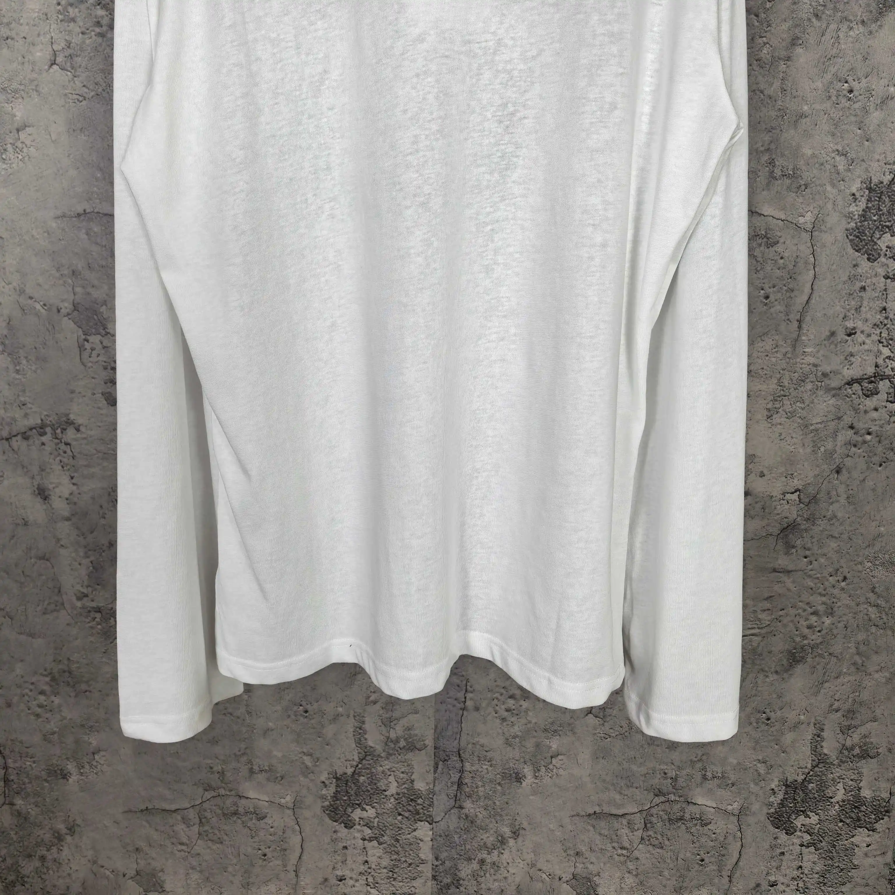 Logo Print Long-Sleeve T-Shirt D14523230 — view 11