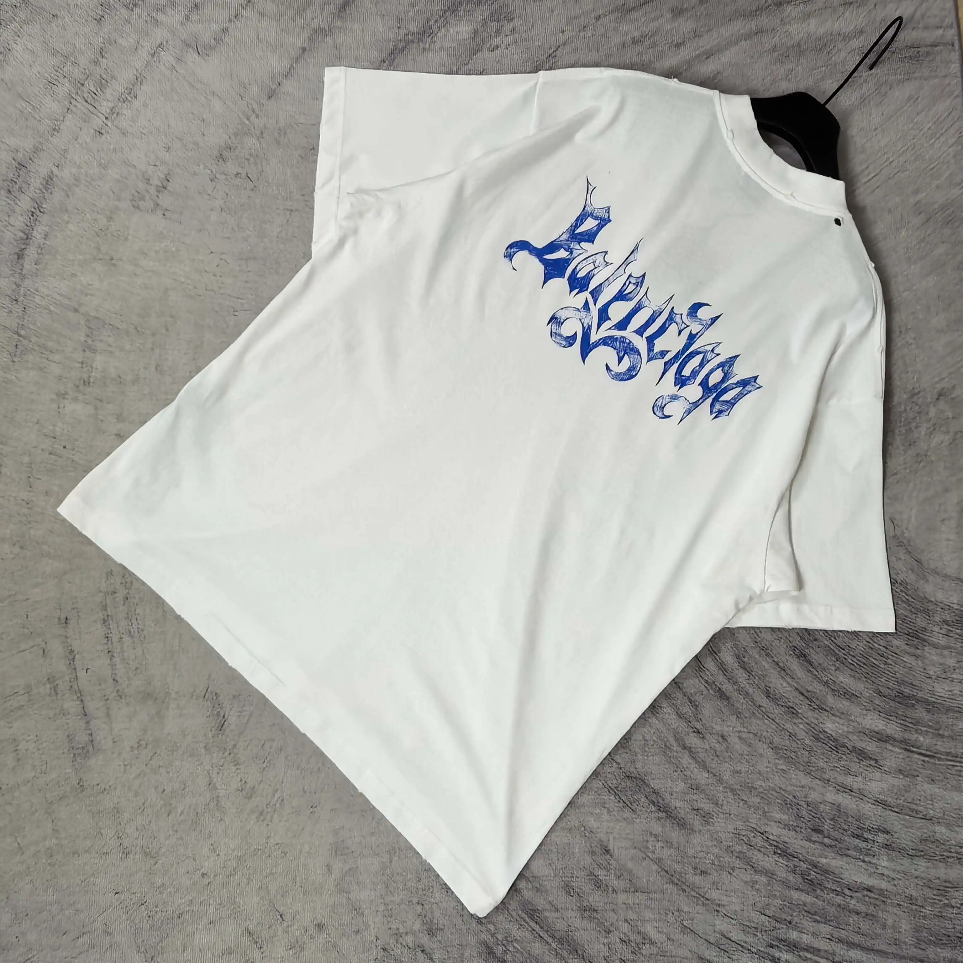 Gothic Logo Print Oversized T-Shirt D14523176 — view 5