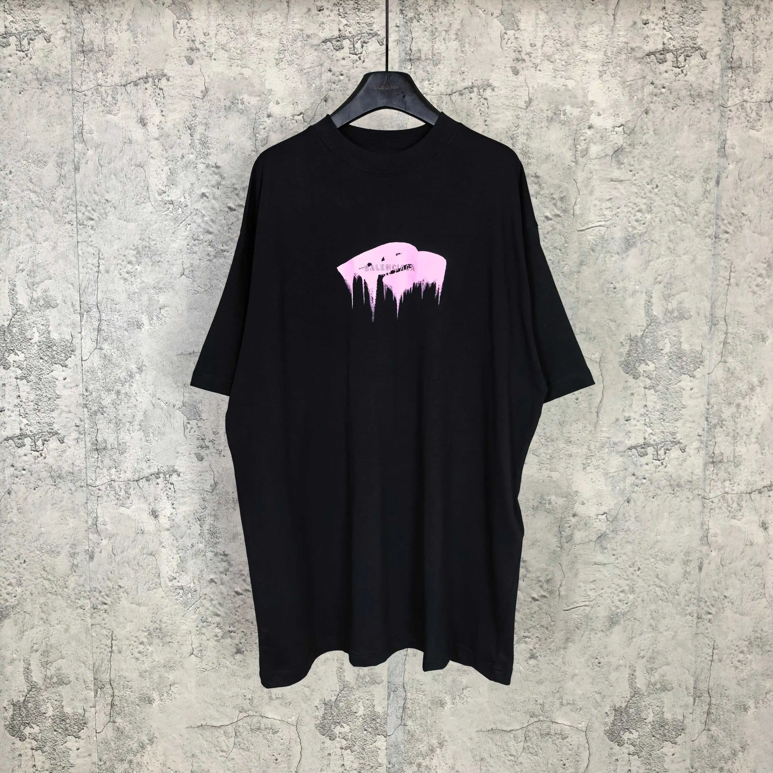Wet Brush Logo Oversized T-Shirt D14523188