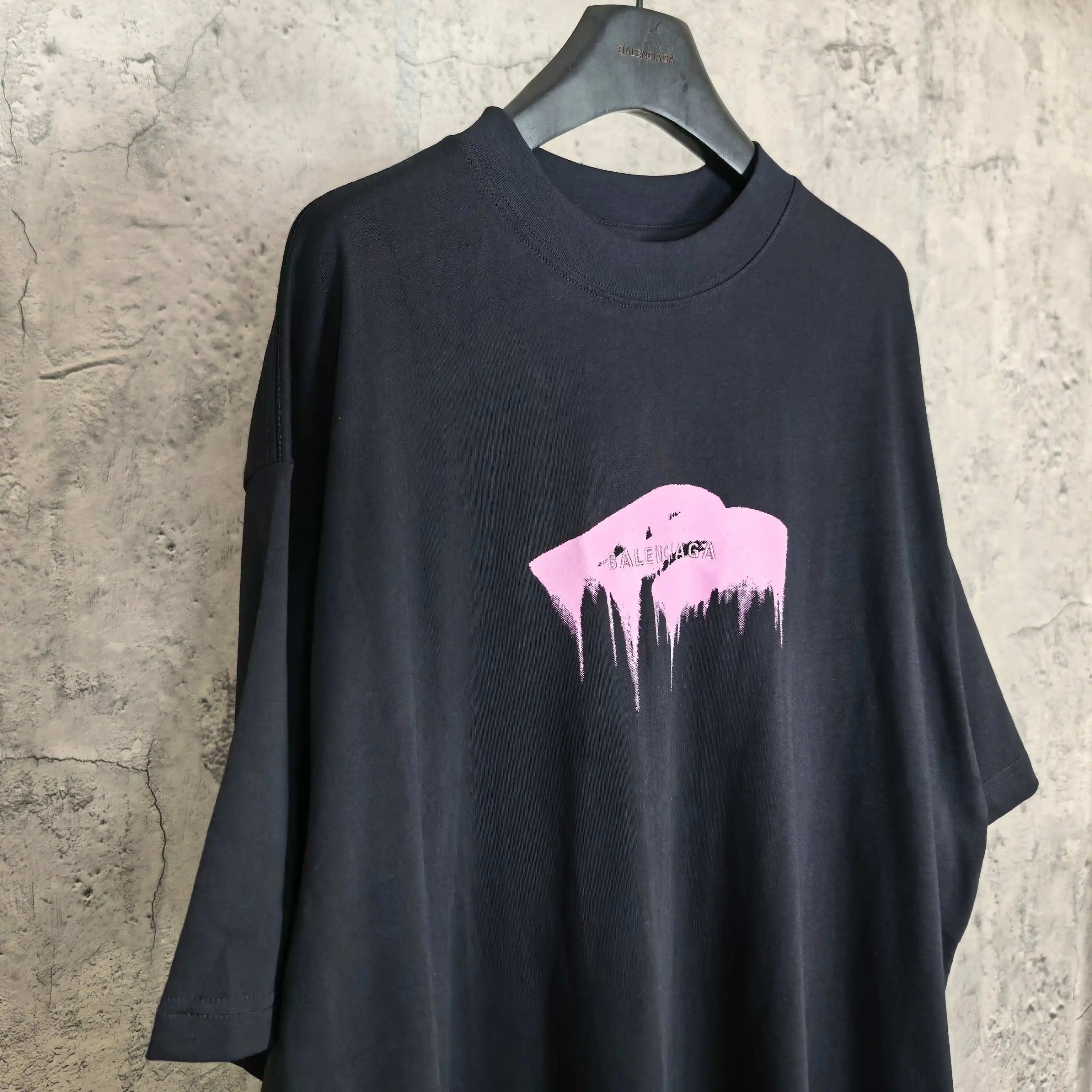 Wet Brush Logo Oversized T-Shirt D14523188 — view 7