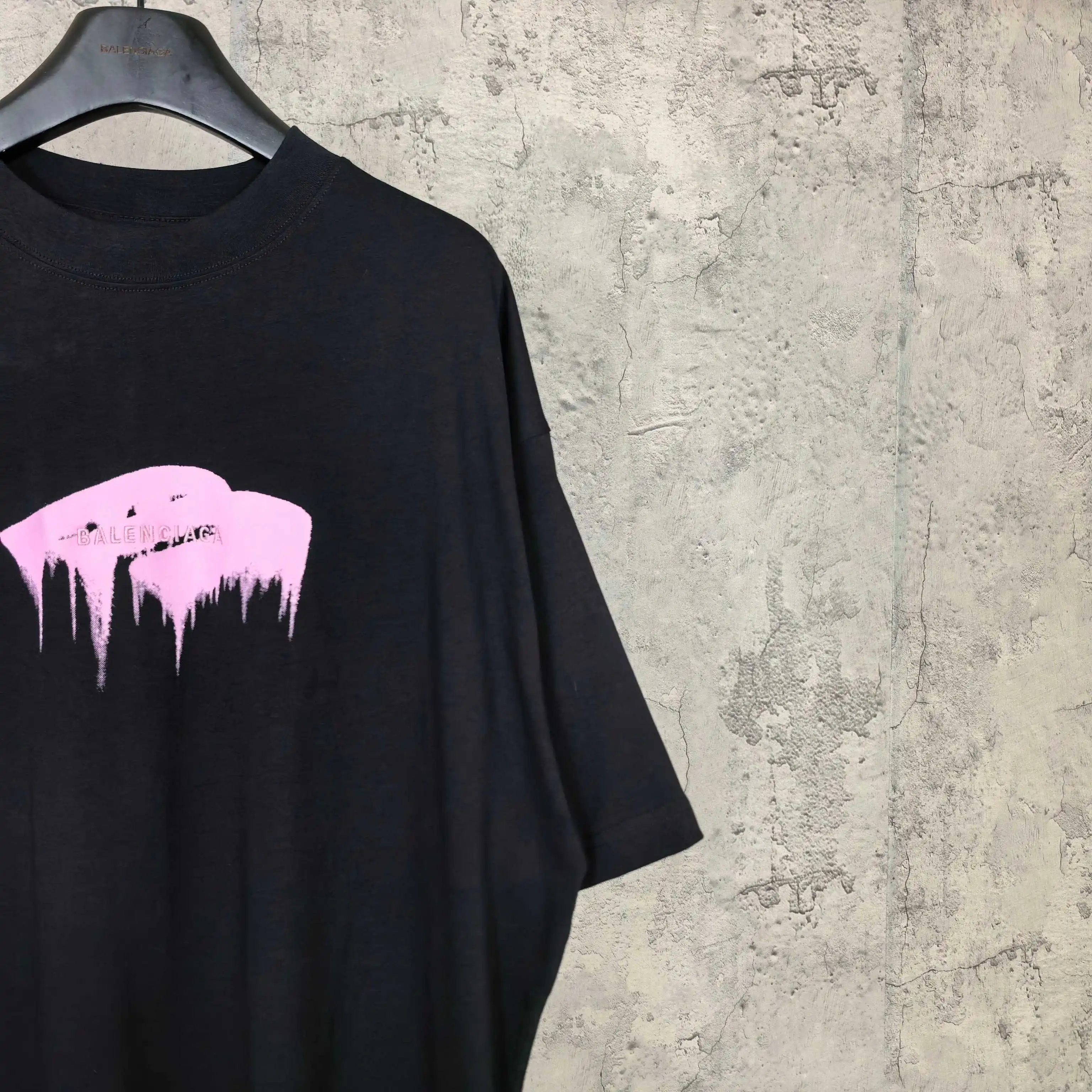Wet Brush Logo Oversized T-Shirt D14523188 — view 9
