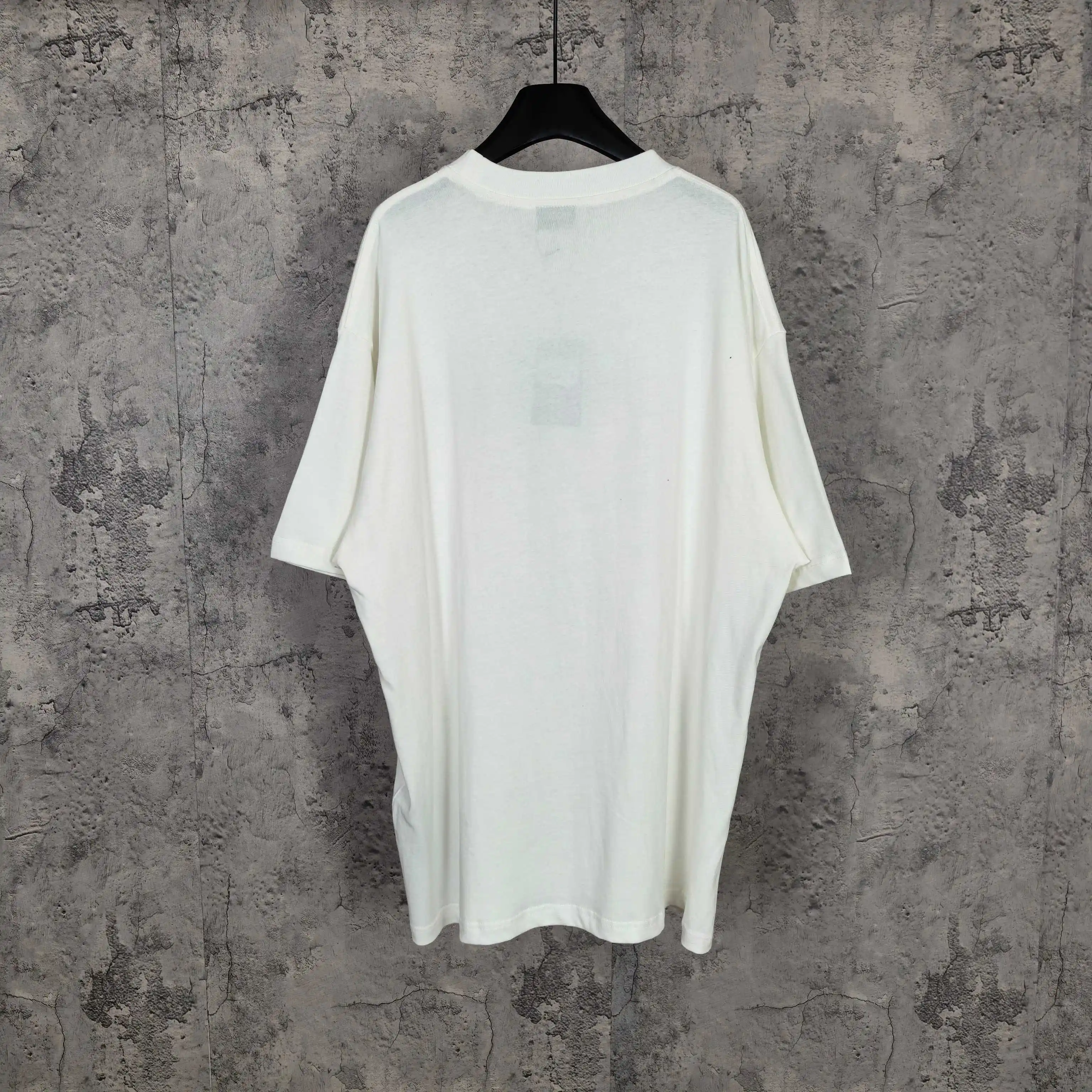 Wet Brush Logo Oversized T-Shirt D14523187 — view 2