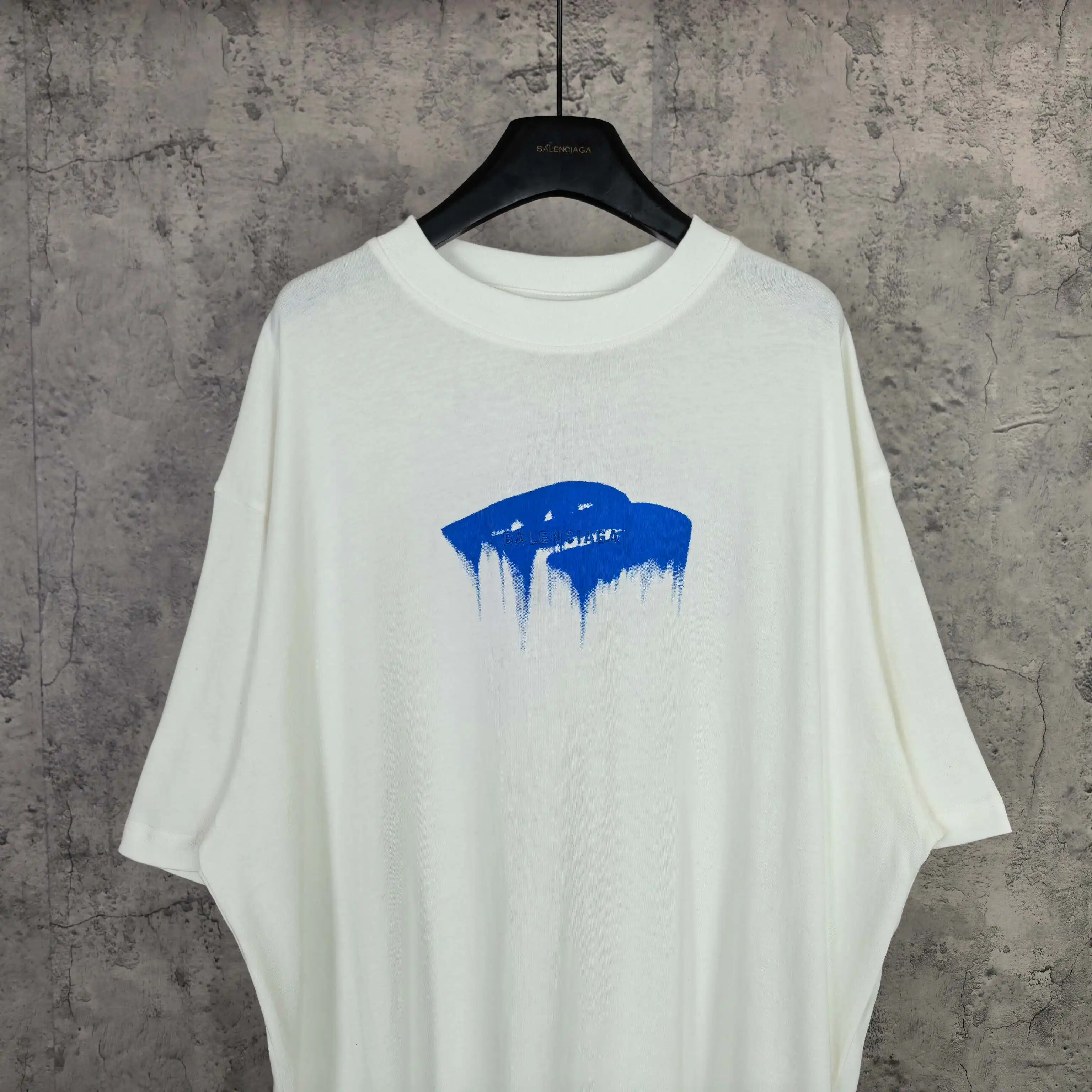 Wet Brush Logo Oversized T-Shirt D14523187 — view 3