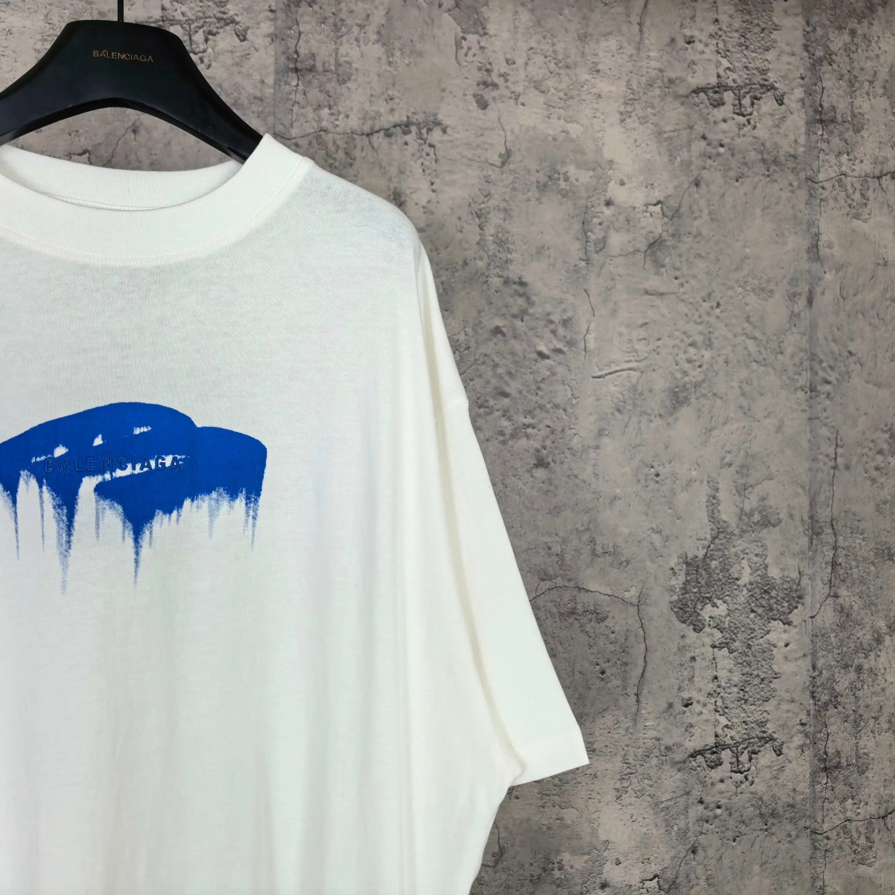 Wet Brush Logo Oversized T-Shirt D14523187 — view 9