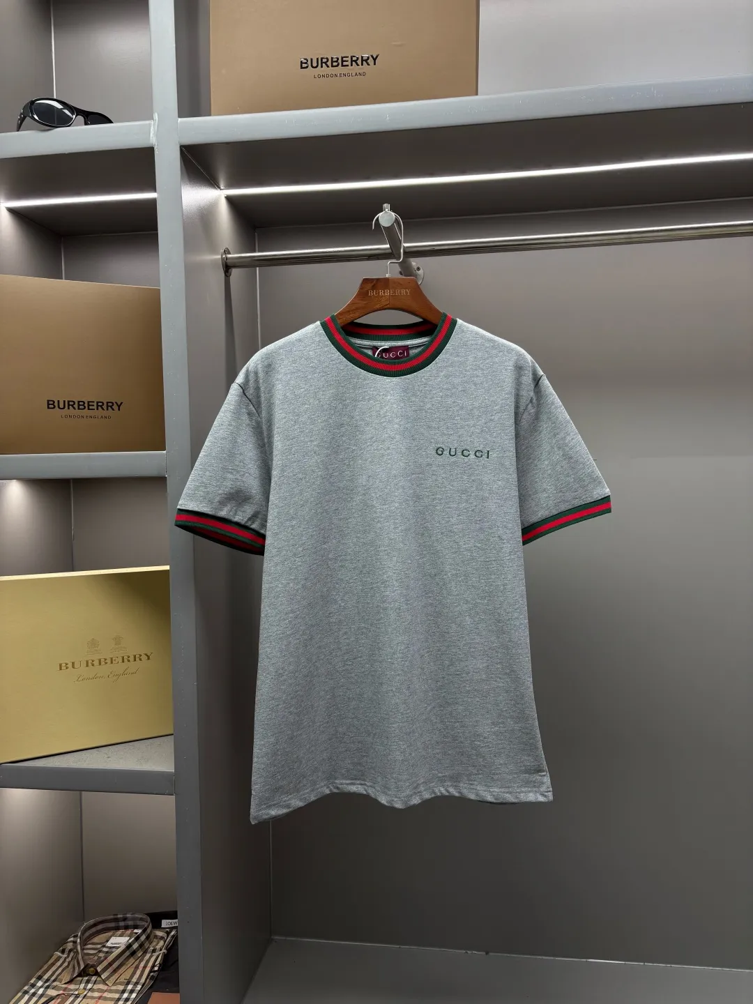 Web-Stripe Trim Logo Embroidered T-Shirt D14513125