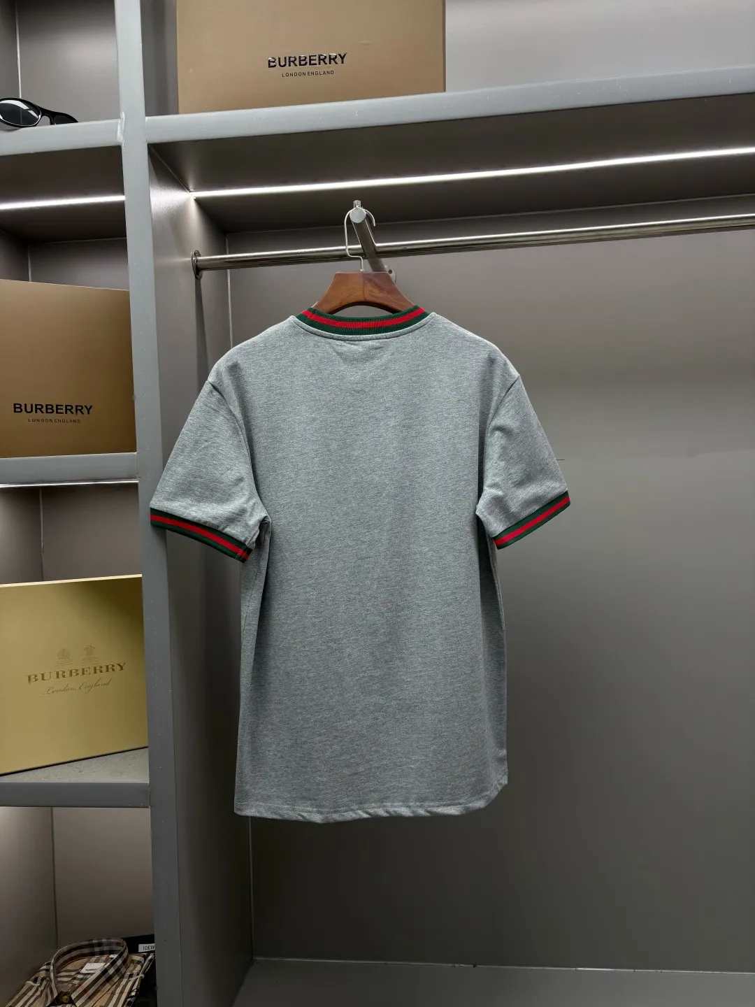Web-Stripe Trim Logo Embroidered T-Shirt D14513125 — view 8