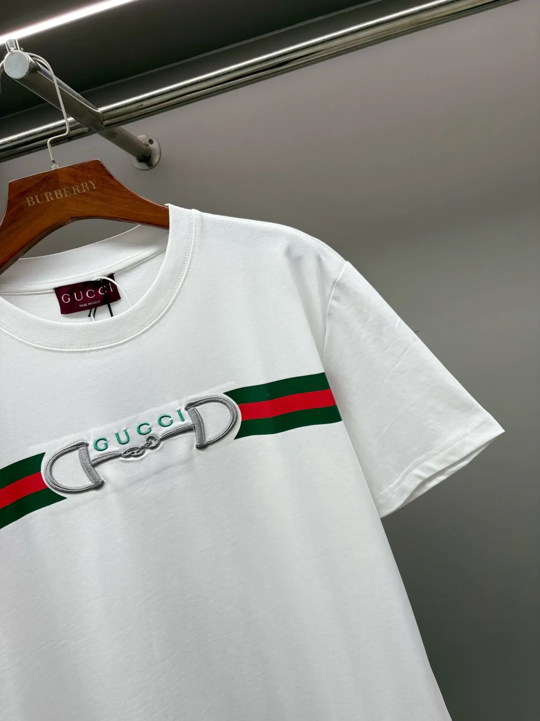 Horsebit Web-Stripe Embroidered Cotton T-Shirt D14513121 — view 3