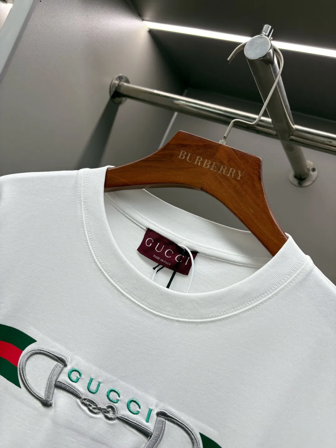Horsebit Web-Stripe Embroidered Cotton T-Shirt D14513121 — view 4