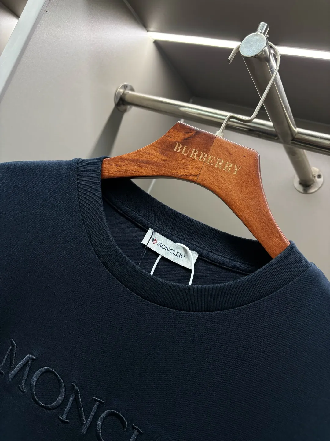 Embroidered Logo Cotton T-Shirt D14513137 — view 4
