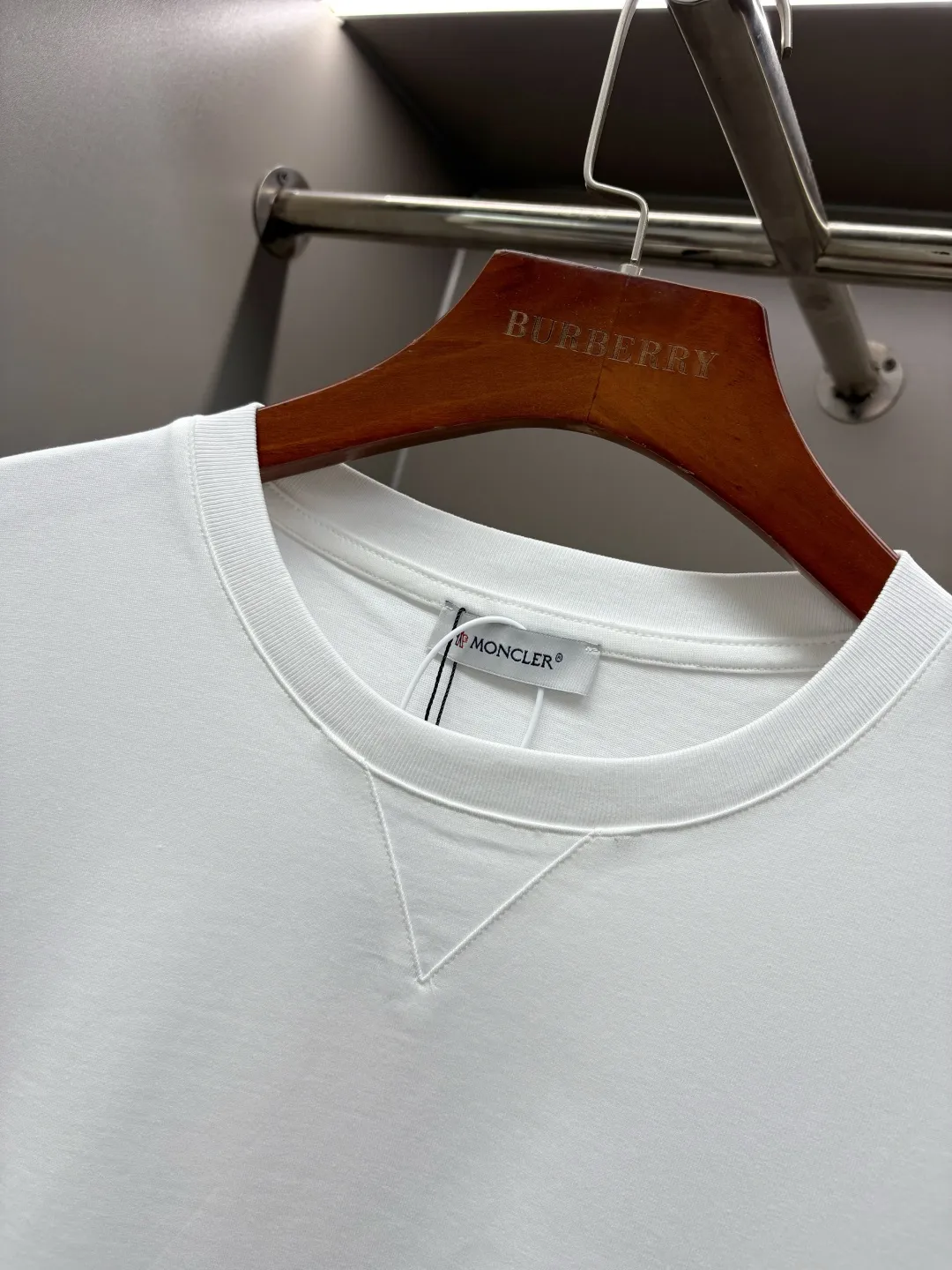 Double Logo Patch Cotton T-Shirt D14513301 — view 4