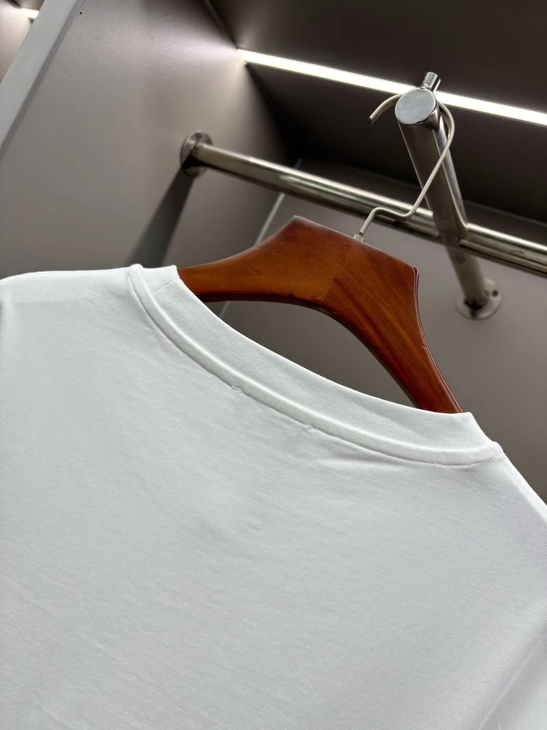 Double Logo Patch Cotton T-Shirt D14513301 — view 8