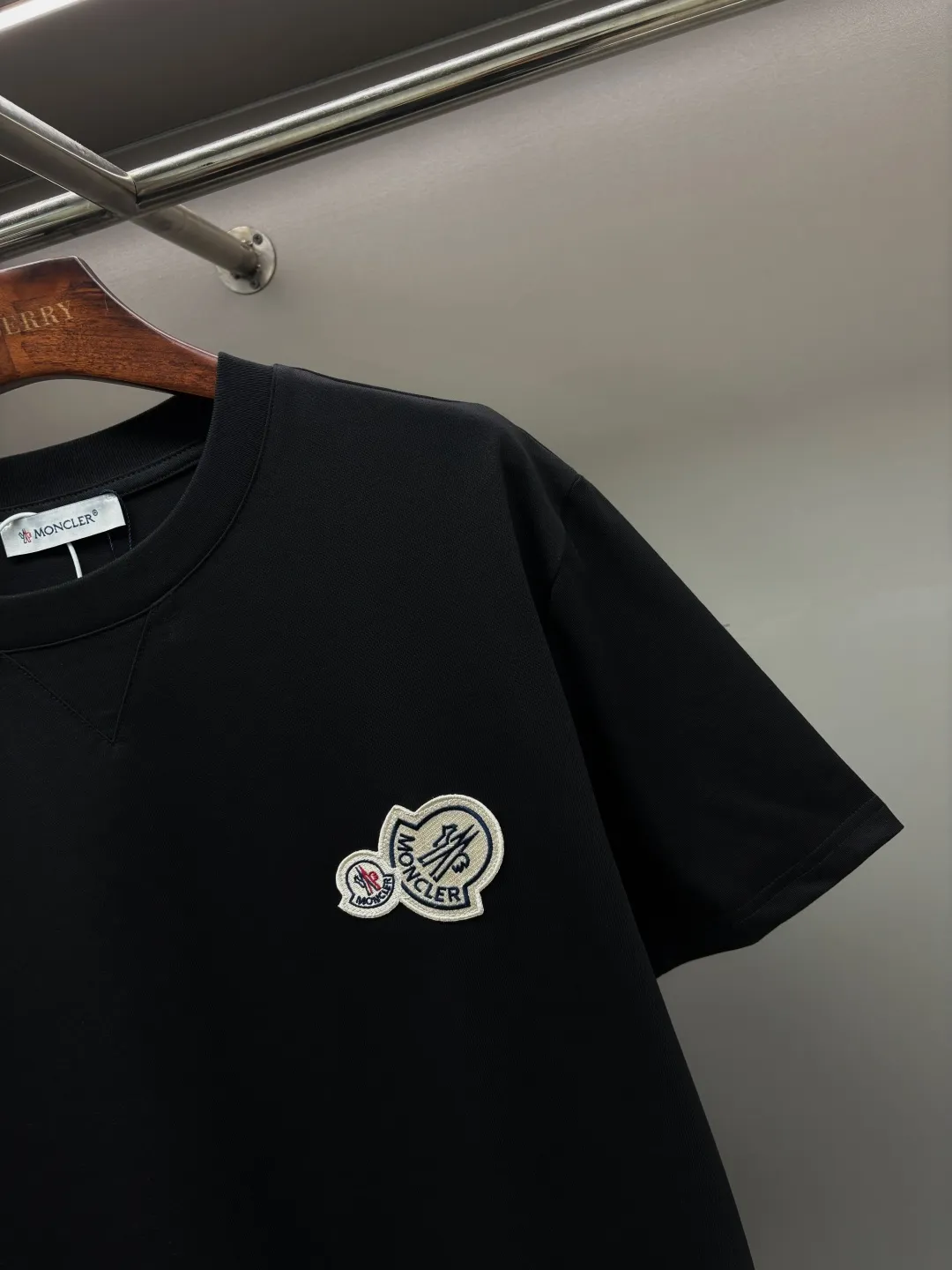 Double Logo Patch Cotton T-Shirt D14513302 — view 3