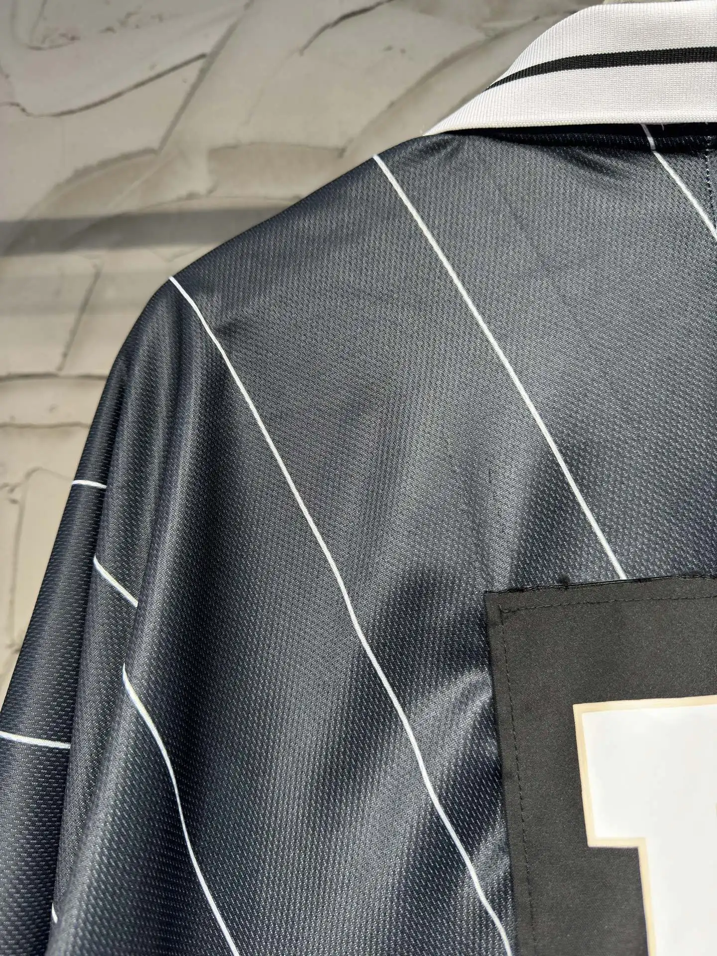 Vintage-Style Striped Referee Jersey D14523040 — view 13