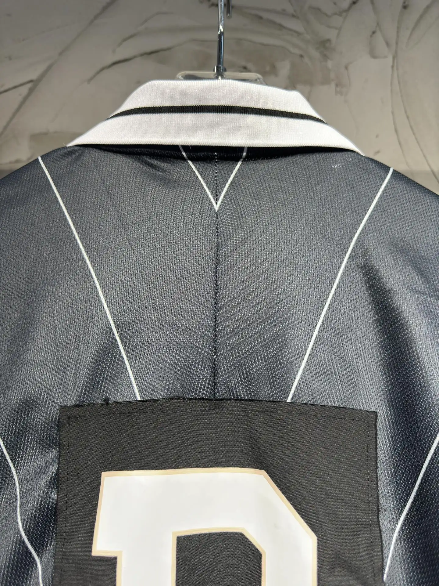 Vintage-Style Striped Referee Jersey D14523040 — view 15
