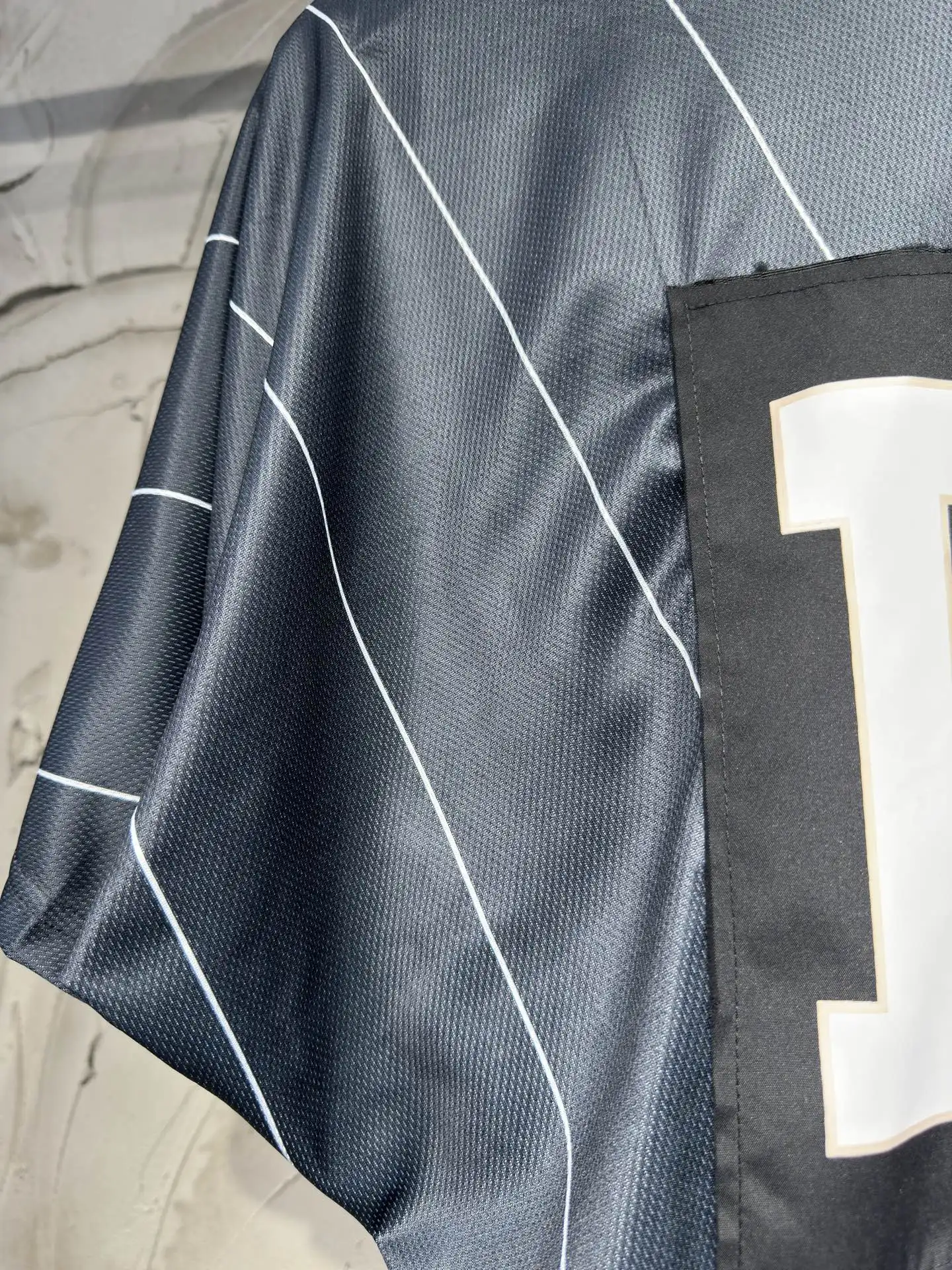 Vintage-Style Striped Referee Jersey D14523040 — view 16