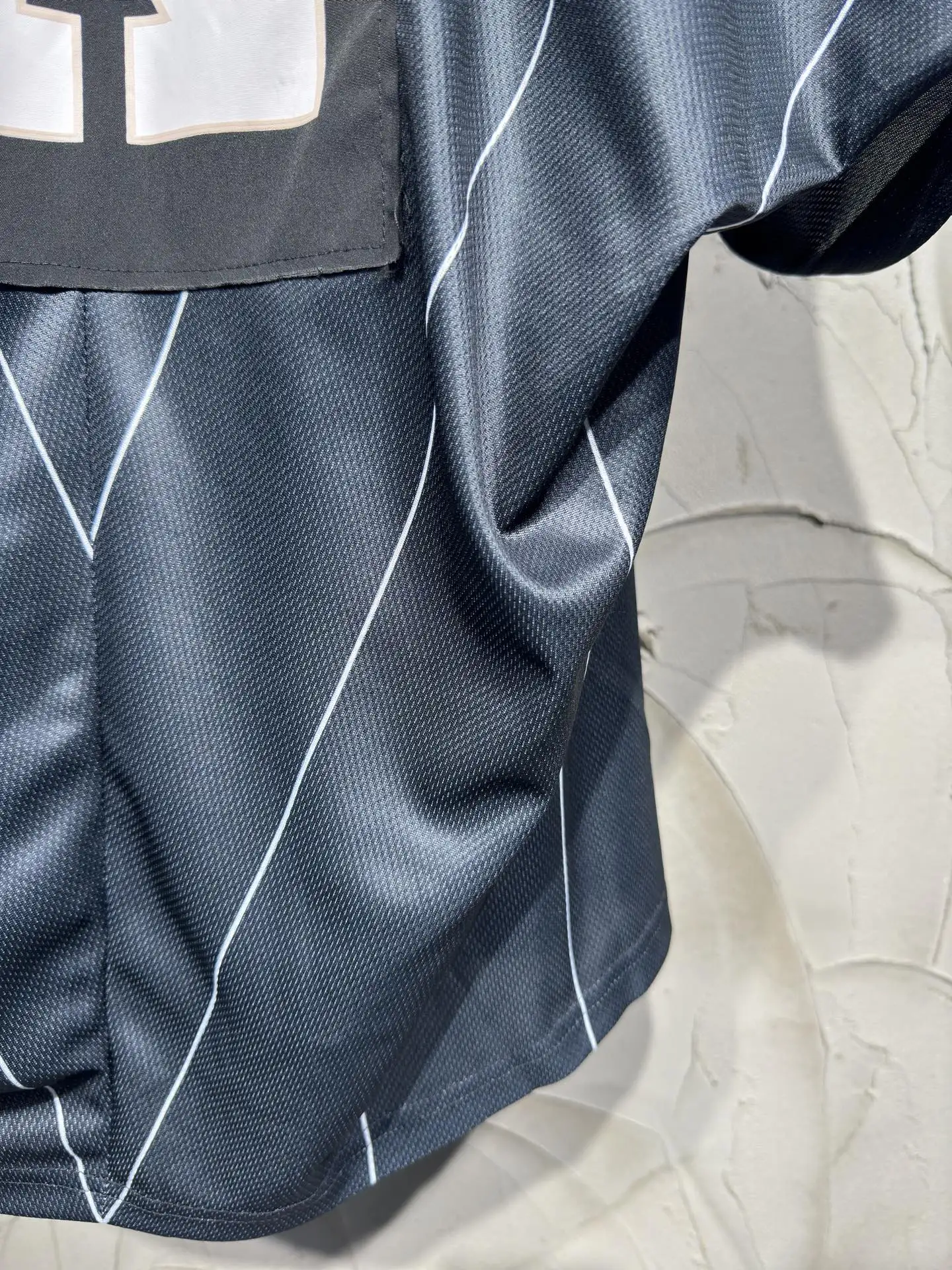 Vintage-Style Striped Referee Jersey D14523040 — view 20