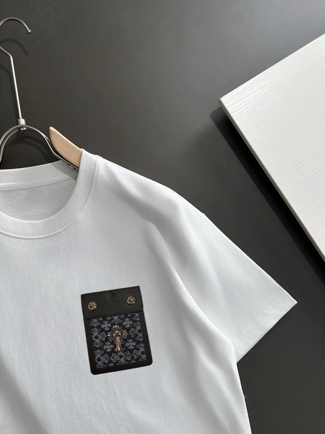 Logo Patch Cotton Jersey T-Shirt D14514101 — view 2