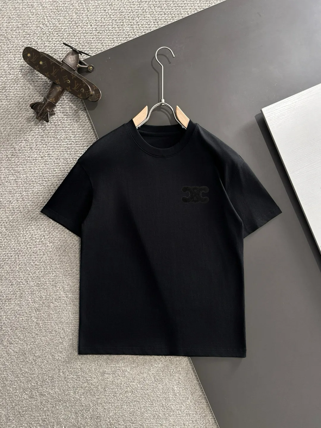 Triomphe Logo Patch Cotton T-Shirt D14514110