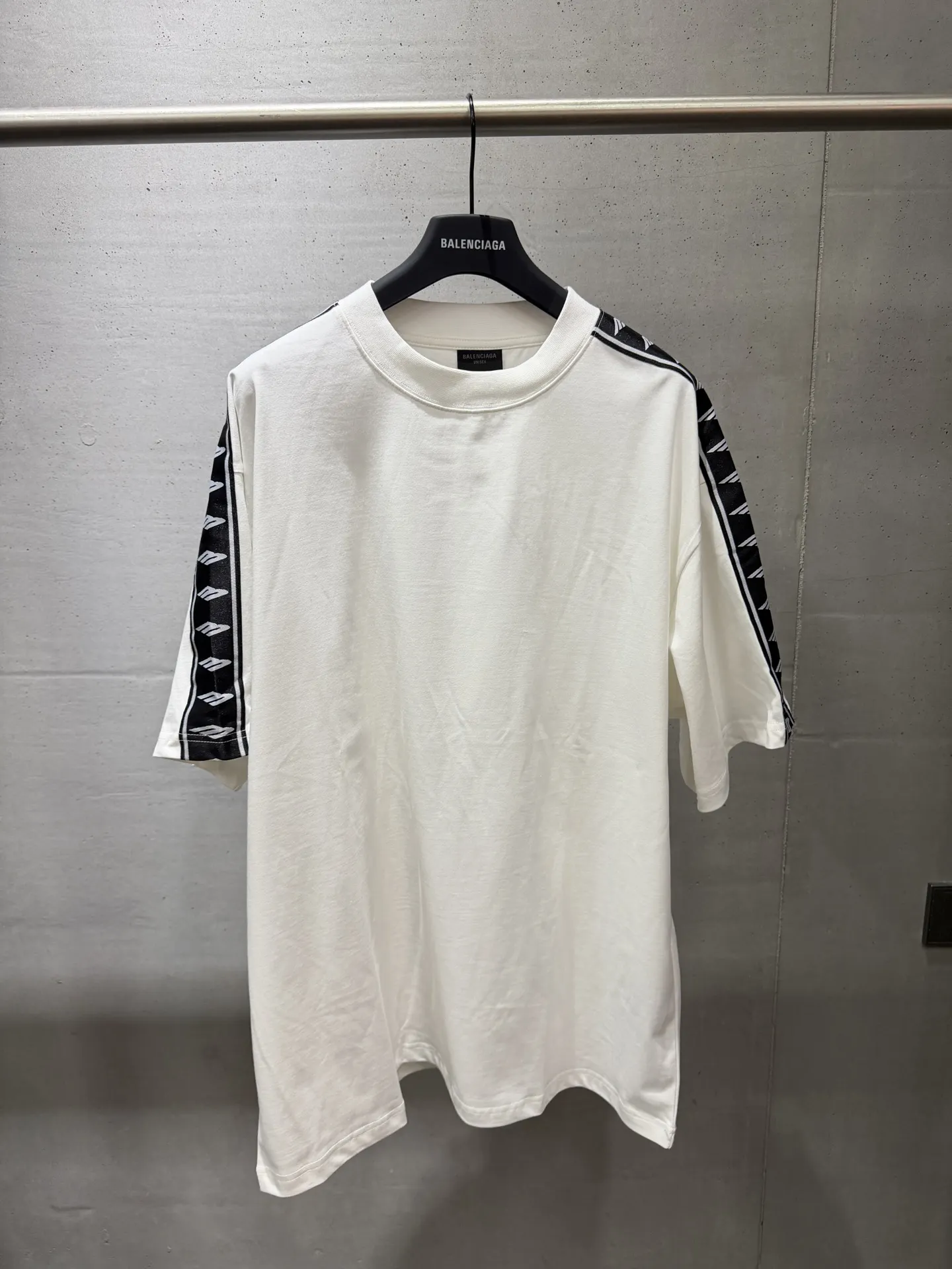 3B Logo Tape Oversized T-Shirt D14518739